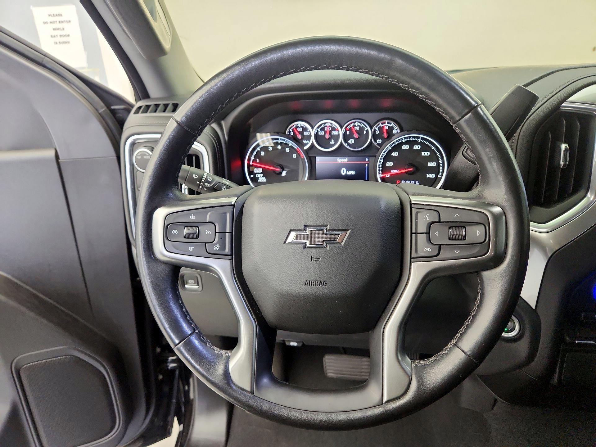 Thumbnail: 2021 Chevrolet Silverado 1500 - 10