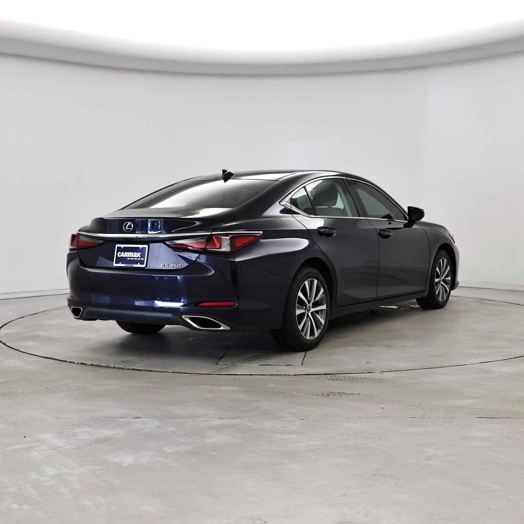 Thumbnail: 2021 Lexus ES - 8