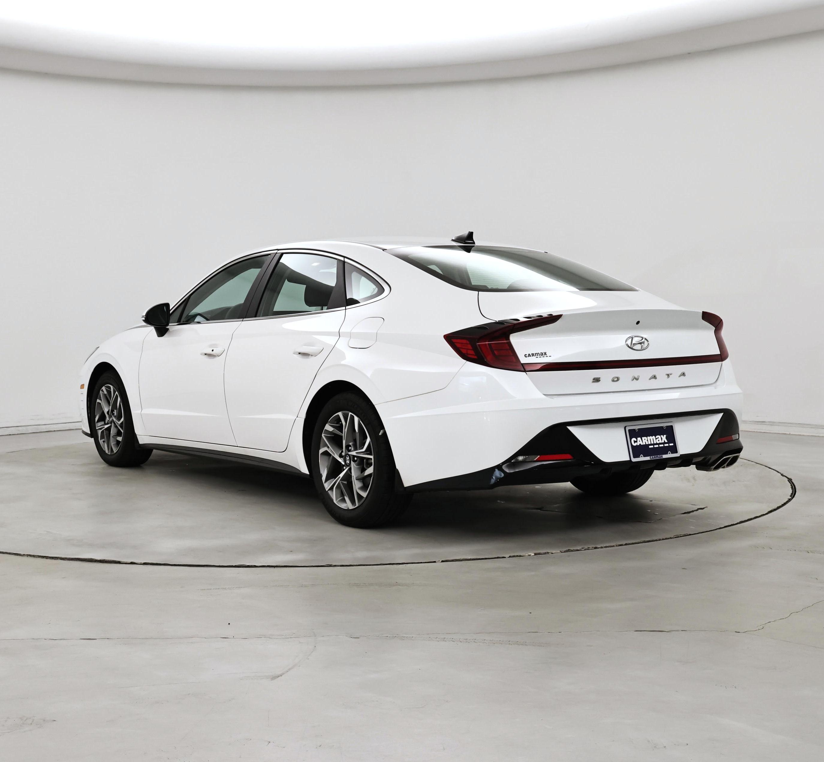 Thumbnail: 2023 Hyundai Sonata - 2