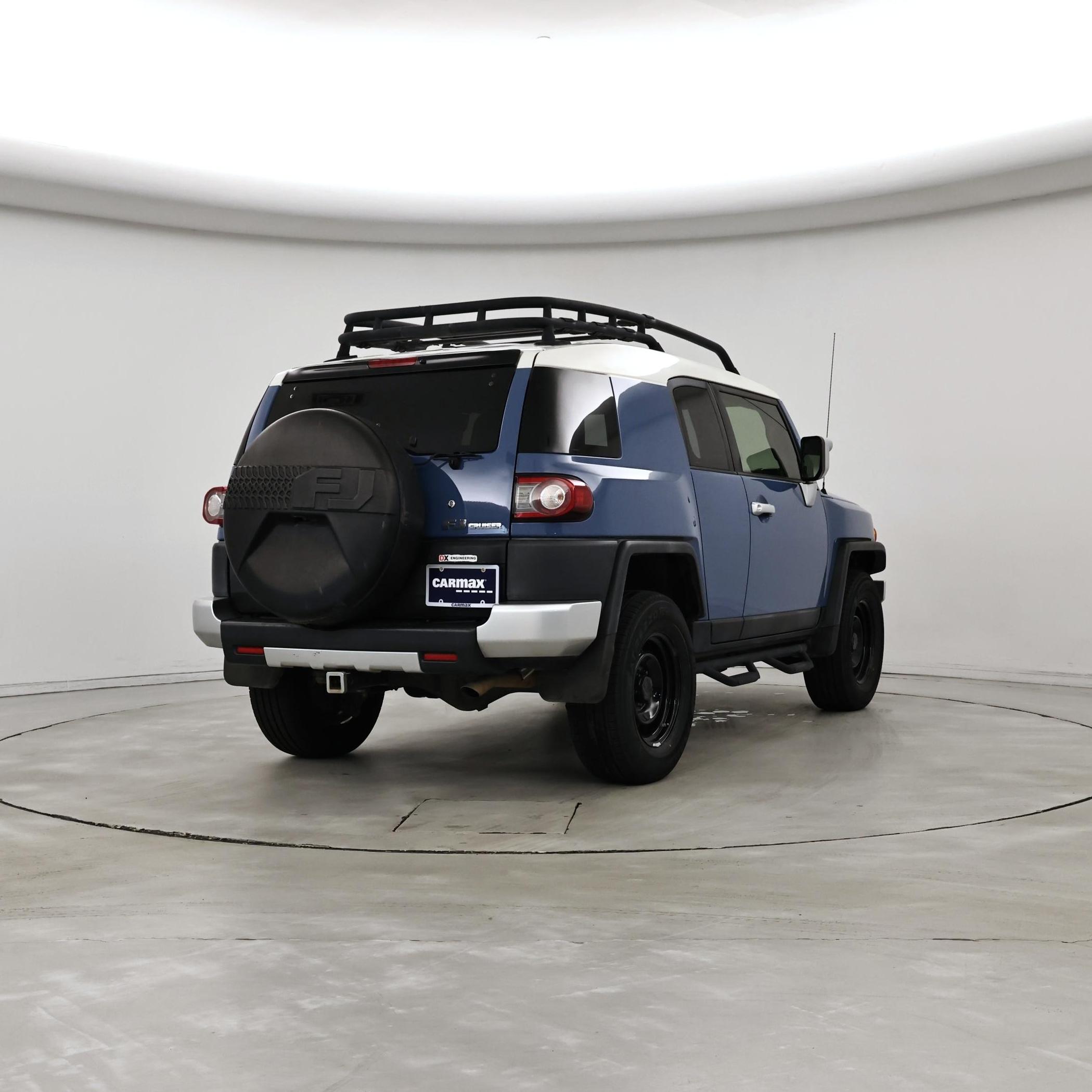 Thumbnail: 2013 Toyota FJ Cruiser - 8