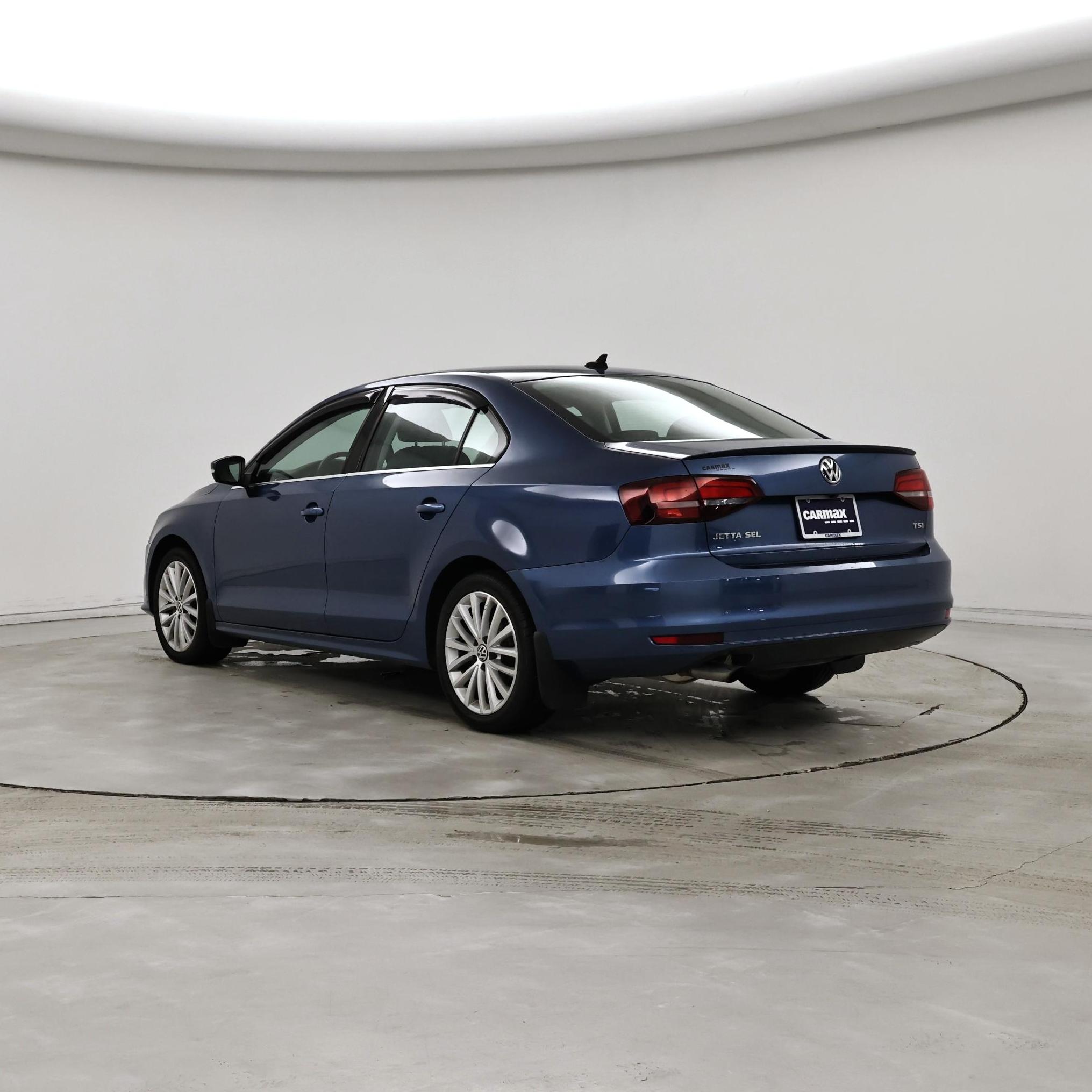 Thumbnail: 2016 Volkswagen Jetta - 2