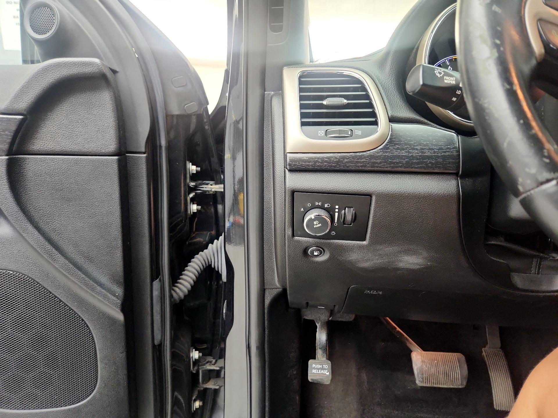 Thumbnail: 2014 Jeep Grand Cherokee - 13