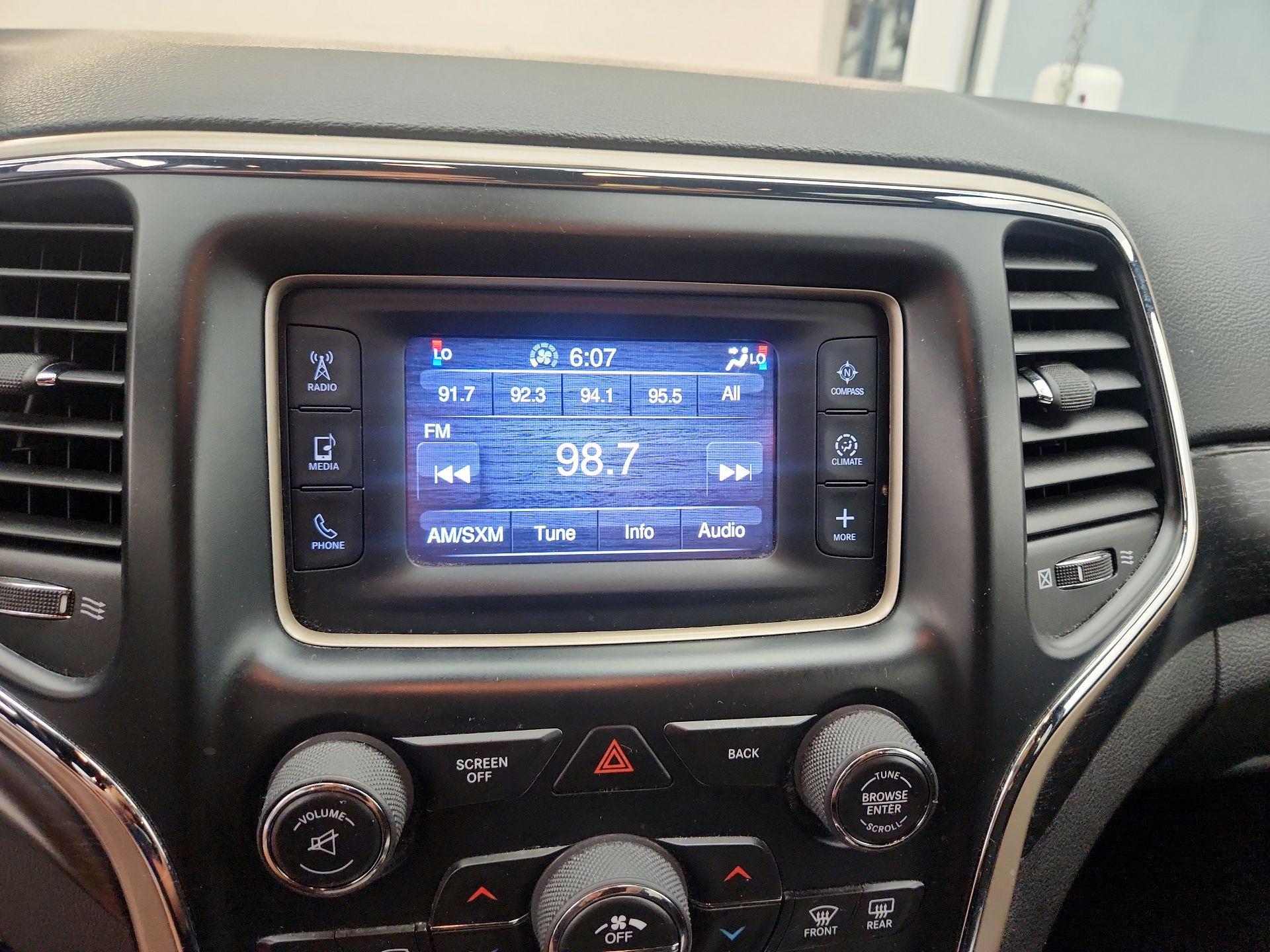 Thumbnail: 2014 Jeep Grand Cherokee - 14