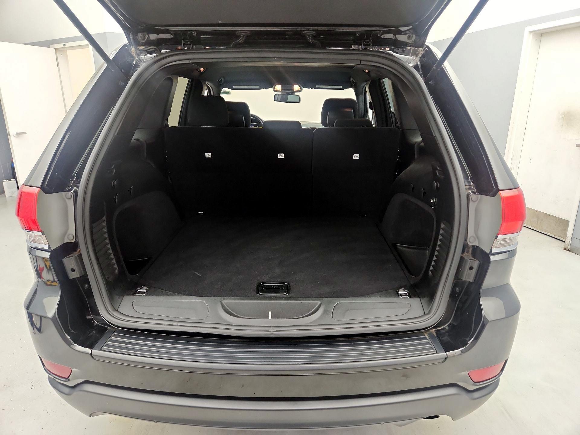 Thumbnail: 2014 Jeep Grand Cherokee - 19
