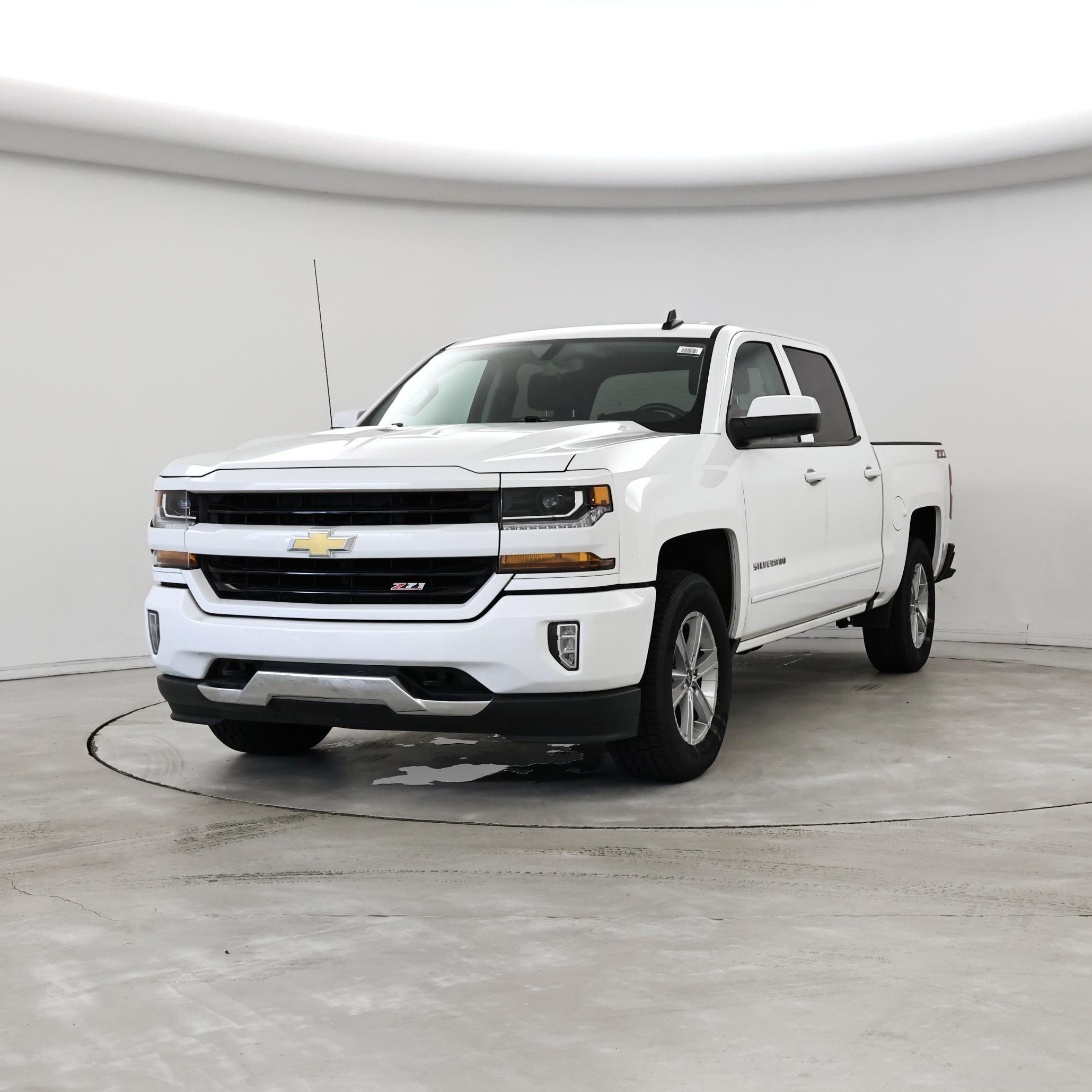 Thumbnail: 2018 Chevrolet Silverado 1500 - 4