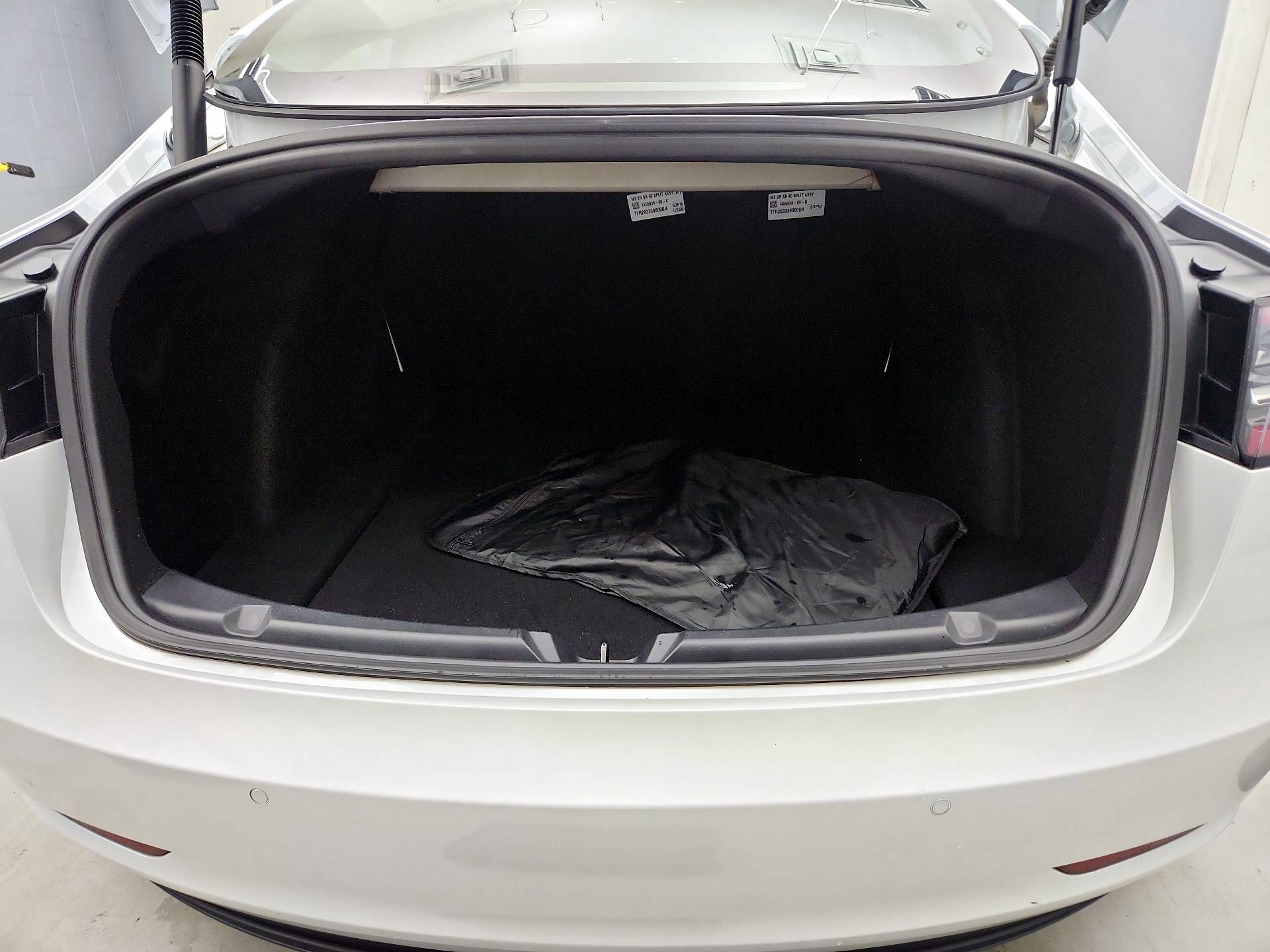 Thumbnail: 2021 Tesla Model 3 - 18