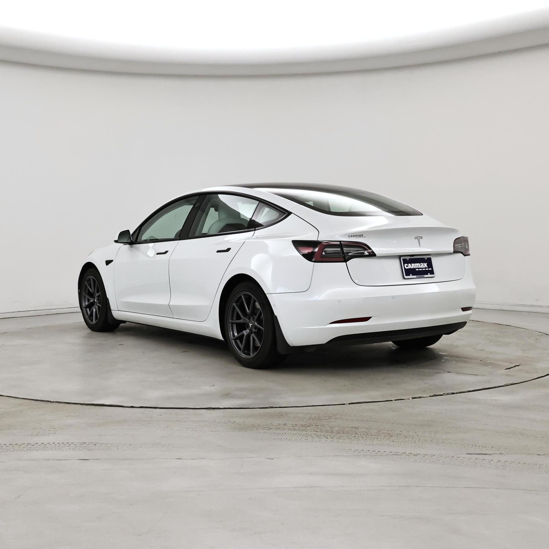 Thumbnail: 2021 Tesla Model 3 - 2