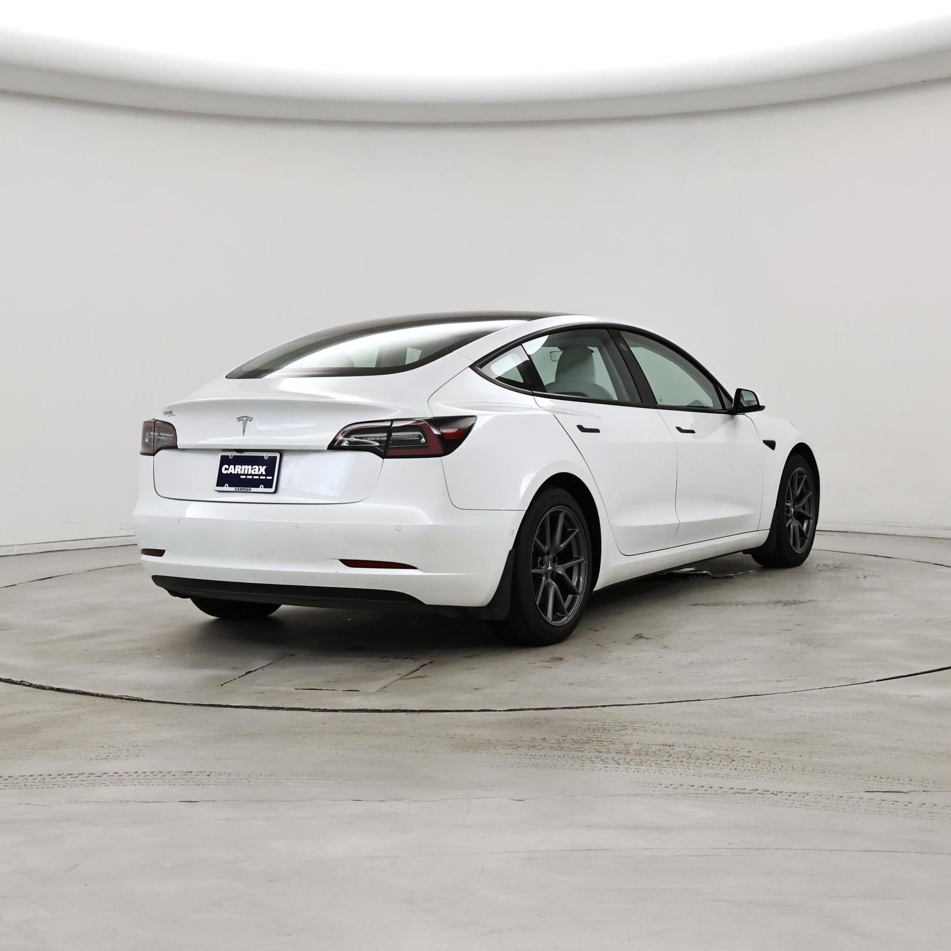 Thumbnail: 2021 Tesla Model 3 - 8