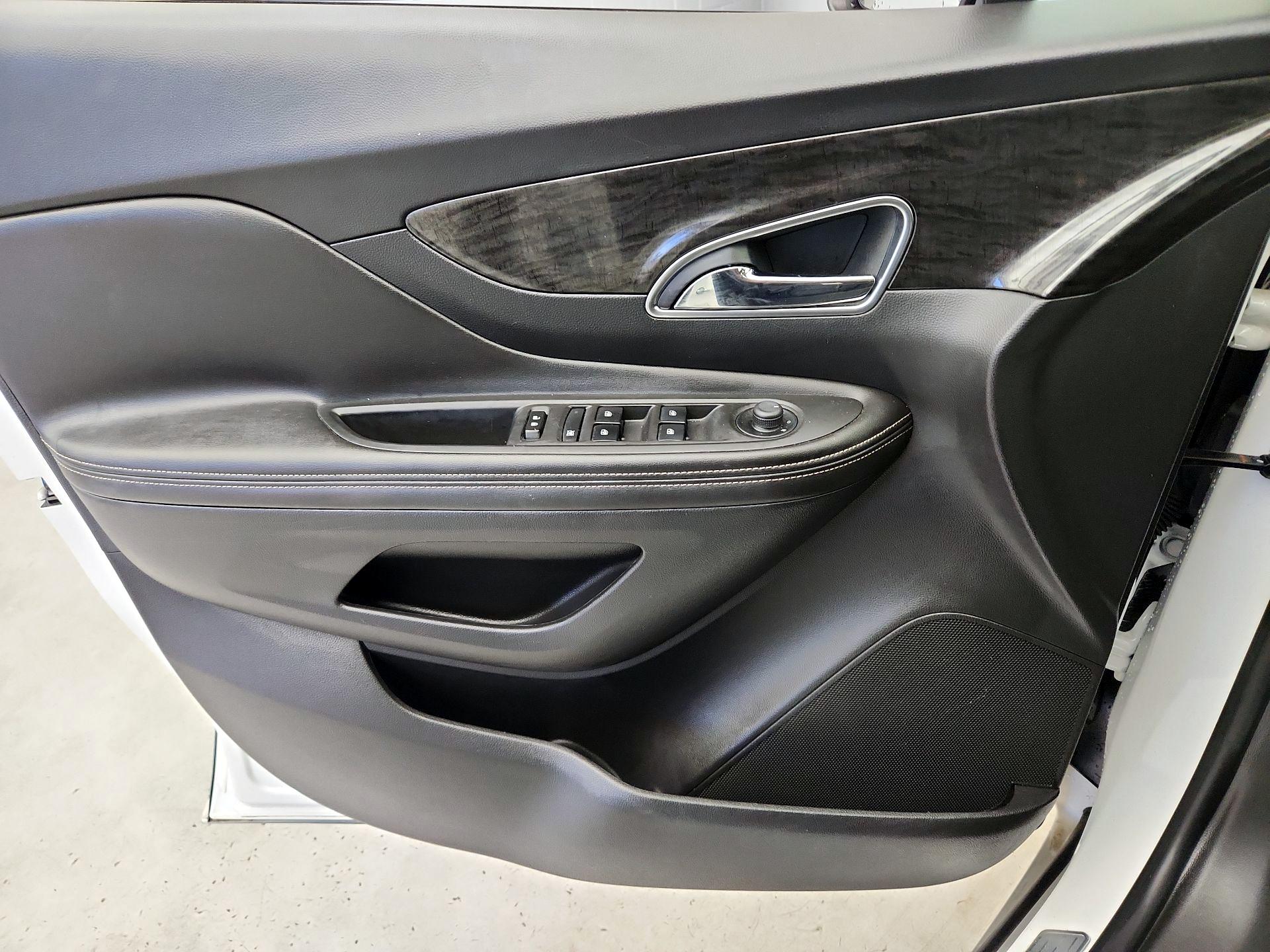 Thumbnail: 2015 Buick Encore - 12