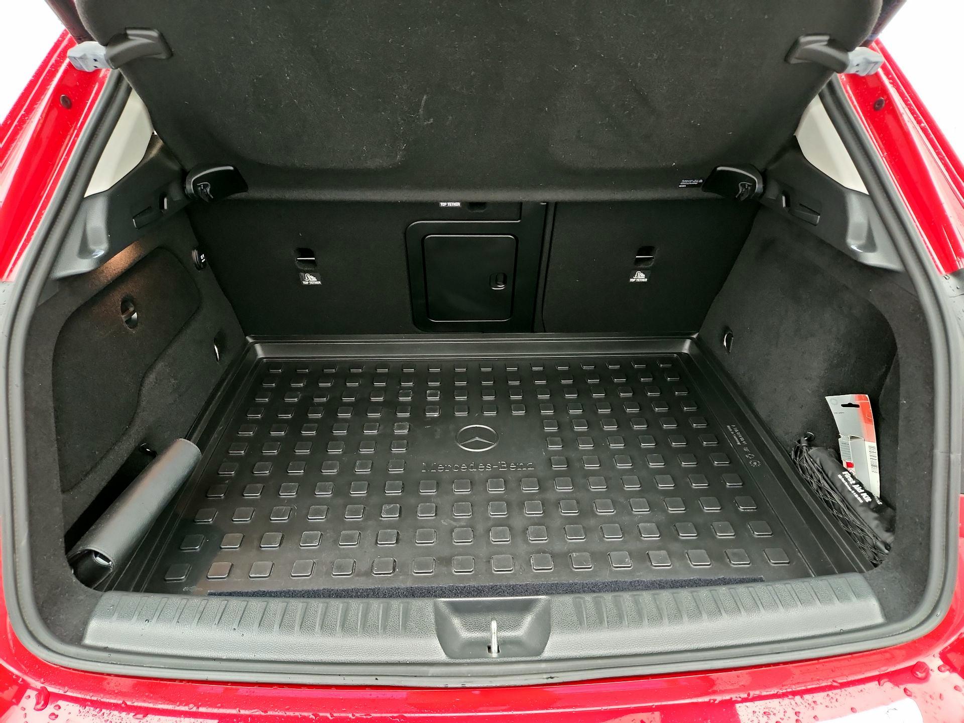 Thumbnail: 2015 Mercedes-Benz GLA - 19