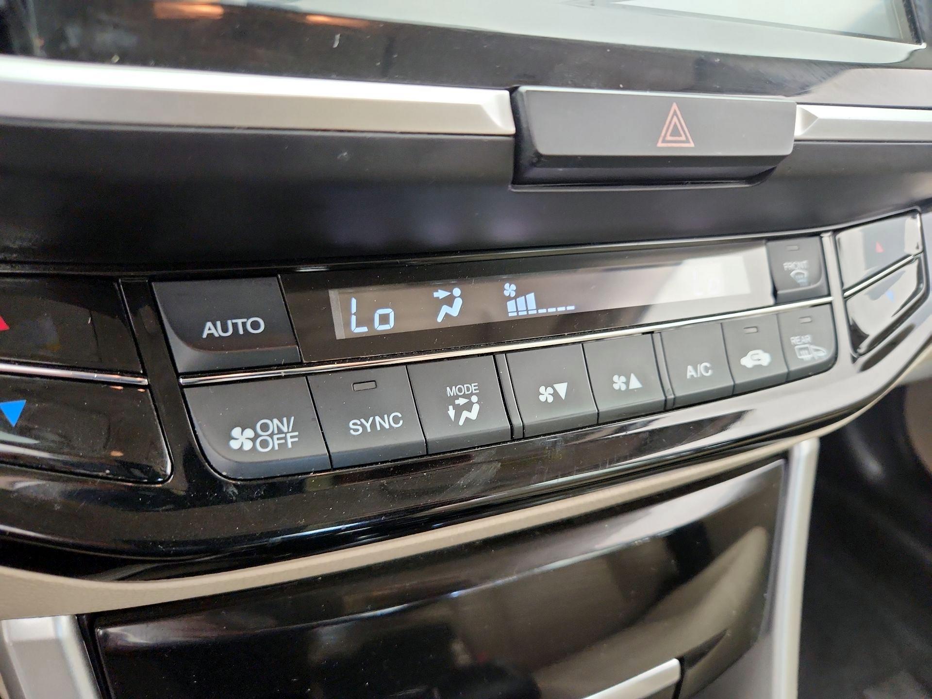 Thumbnail: 2016 Honda Accord - 16