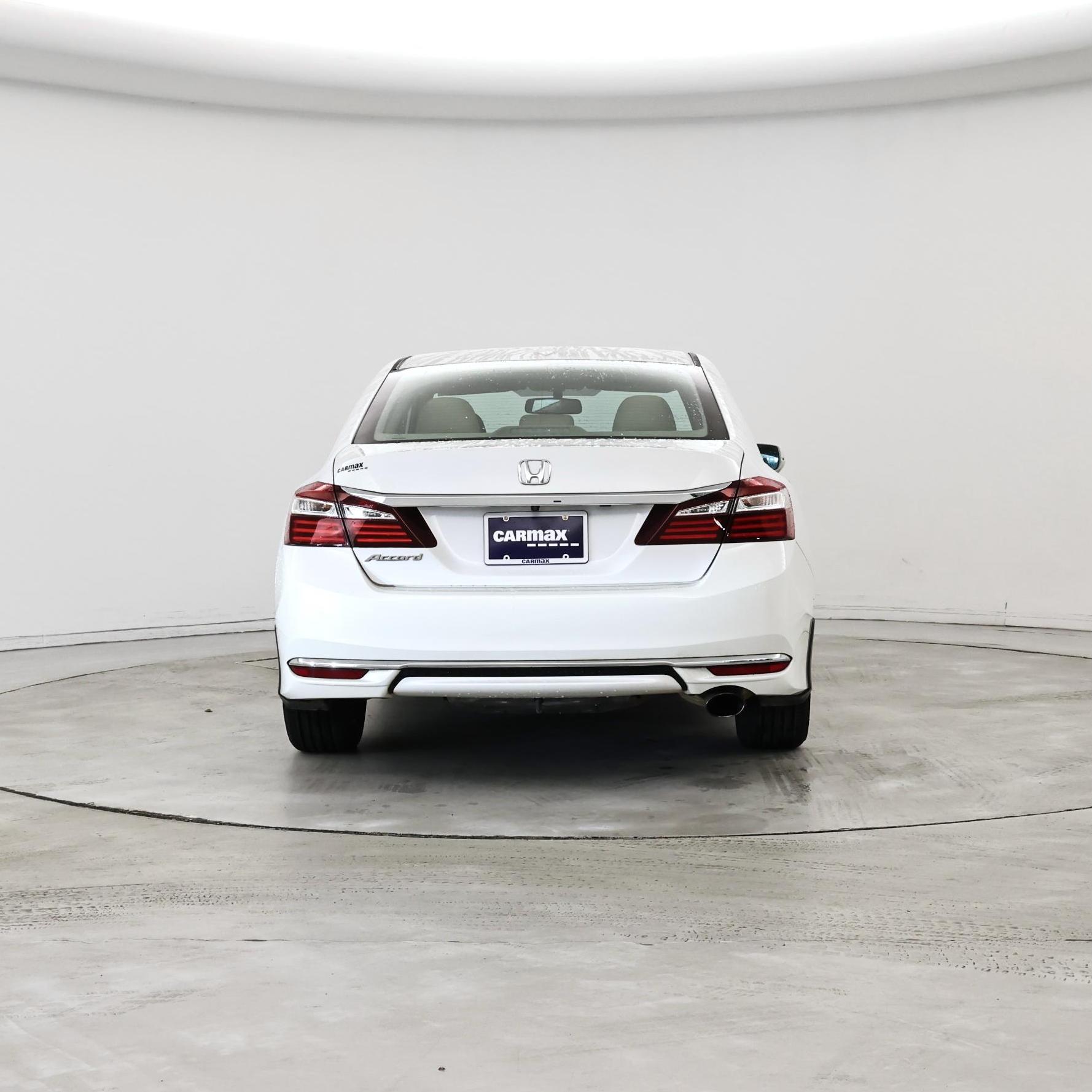 Thumbnail: 2016 Honda Accord - 6