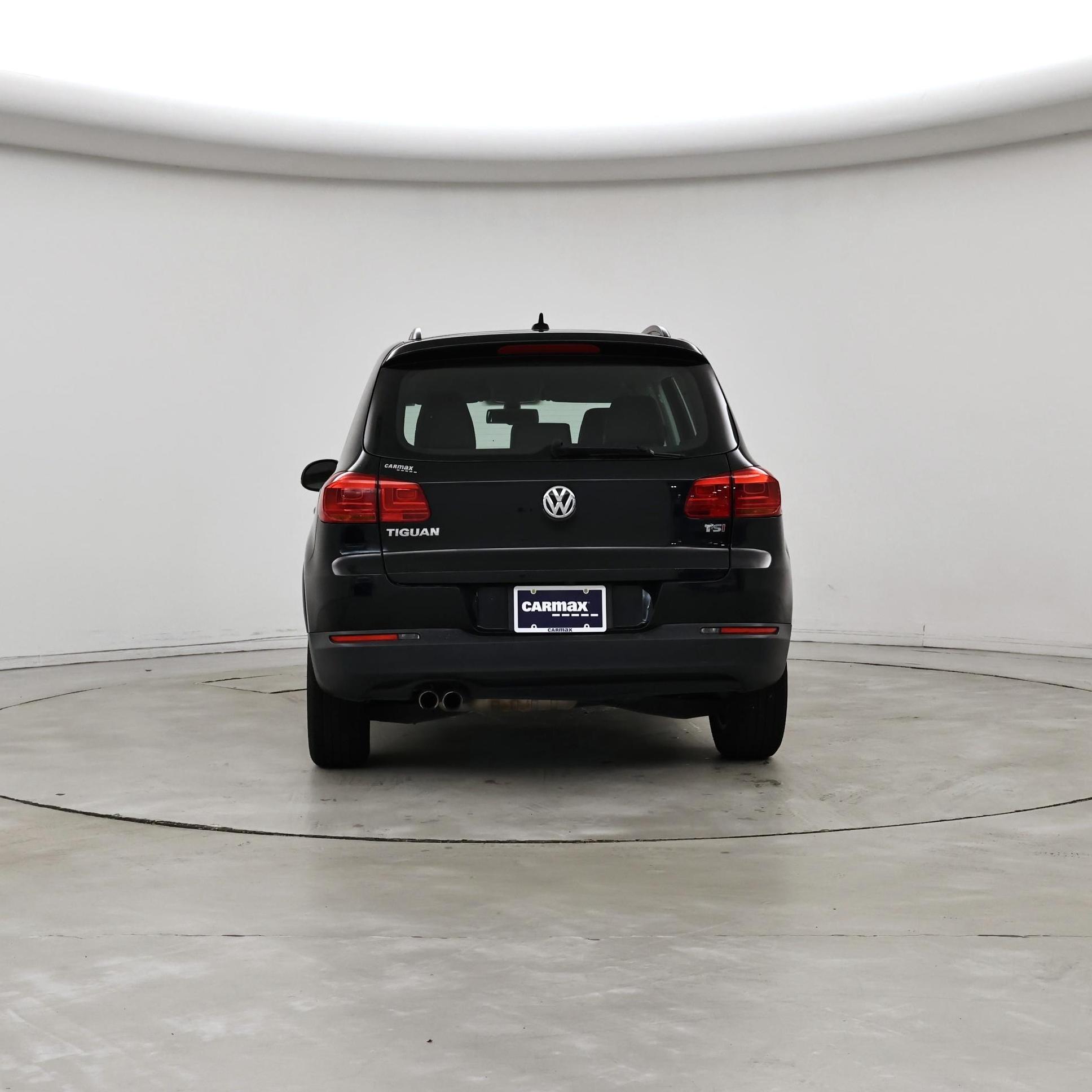 Thumbnail: 2017 Volkswagen Tiguan - 6