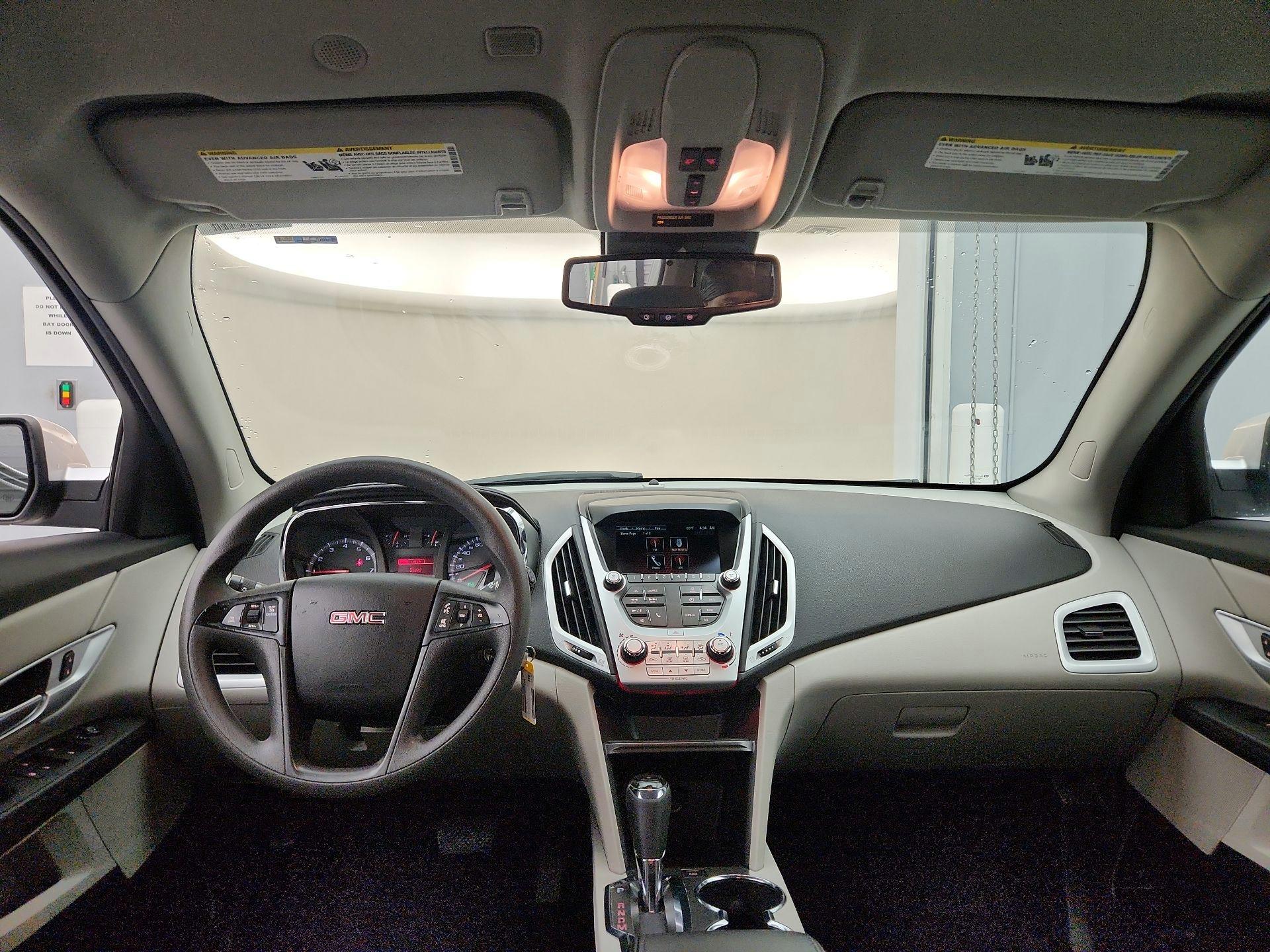 Thumbnail: 2017 GMC Terrain - 9