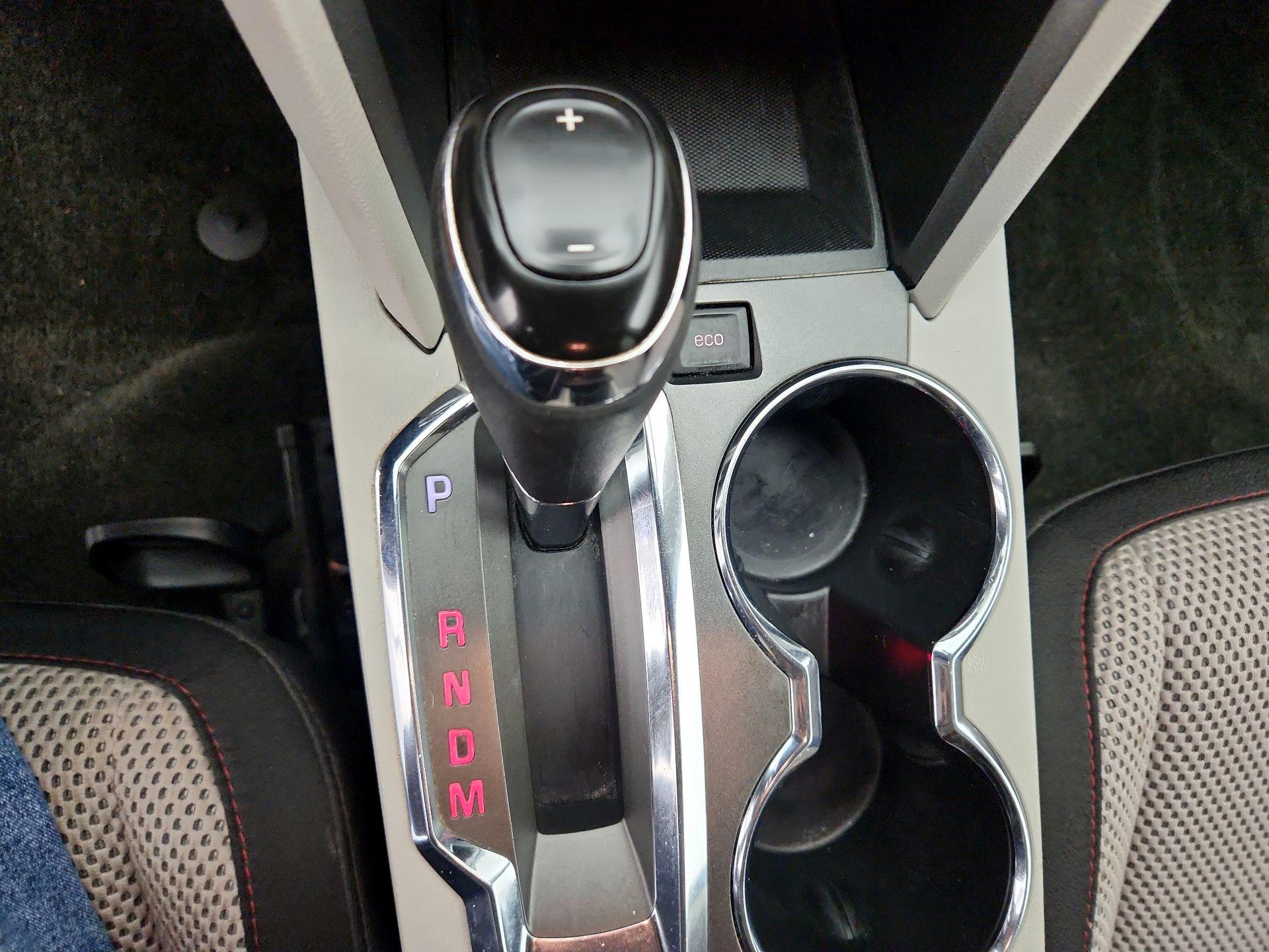 Thumbnail: 2017 GMC Terrain - 17