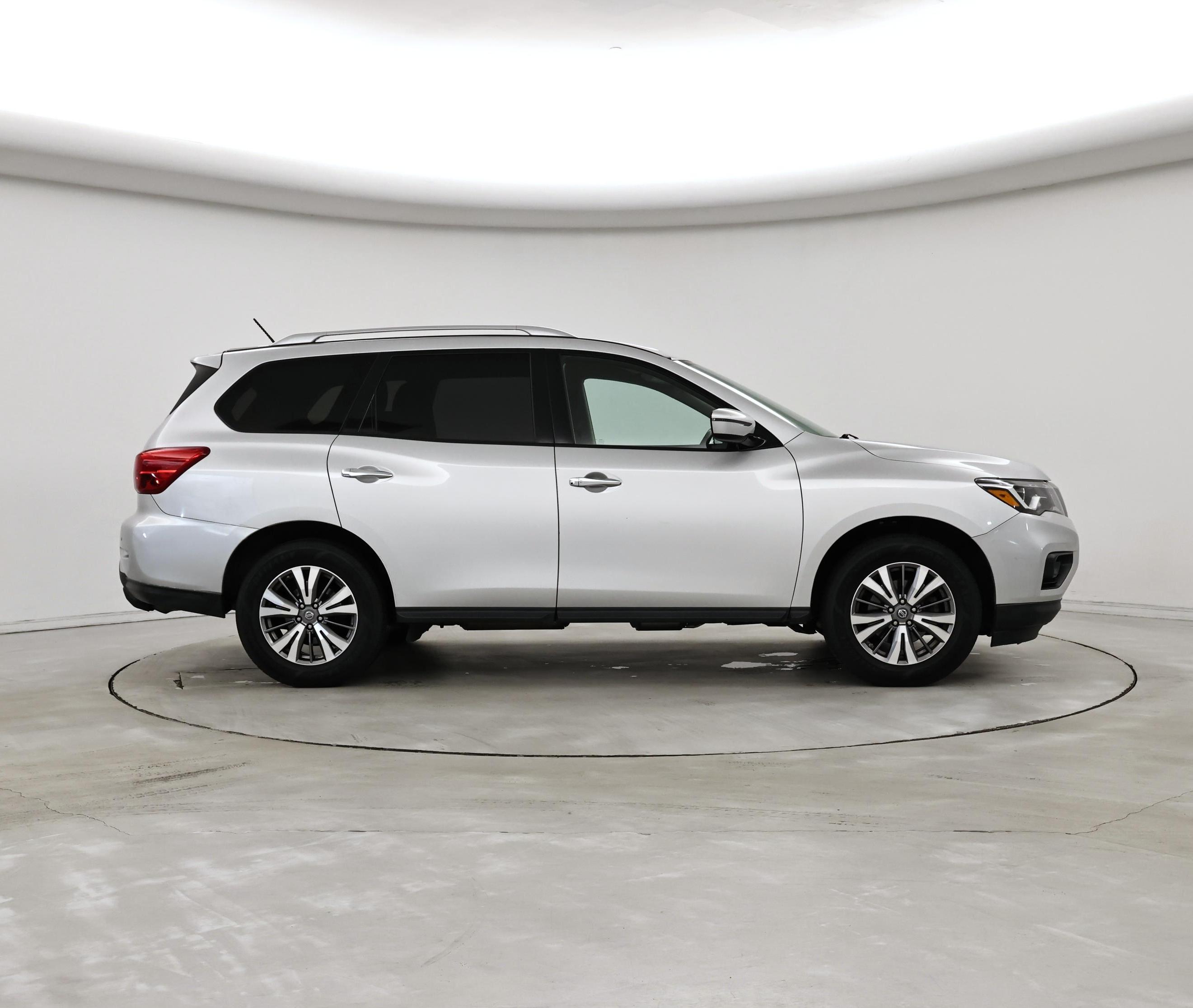Thumbnail: 2018 Nissan Pathfinder - 7