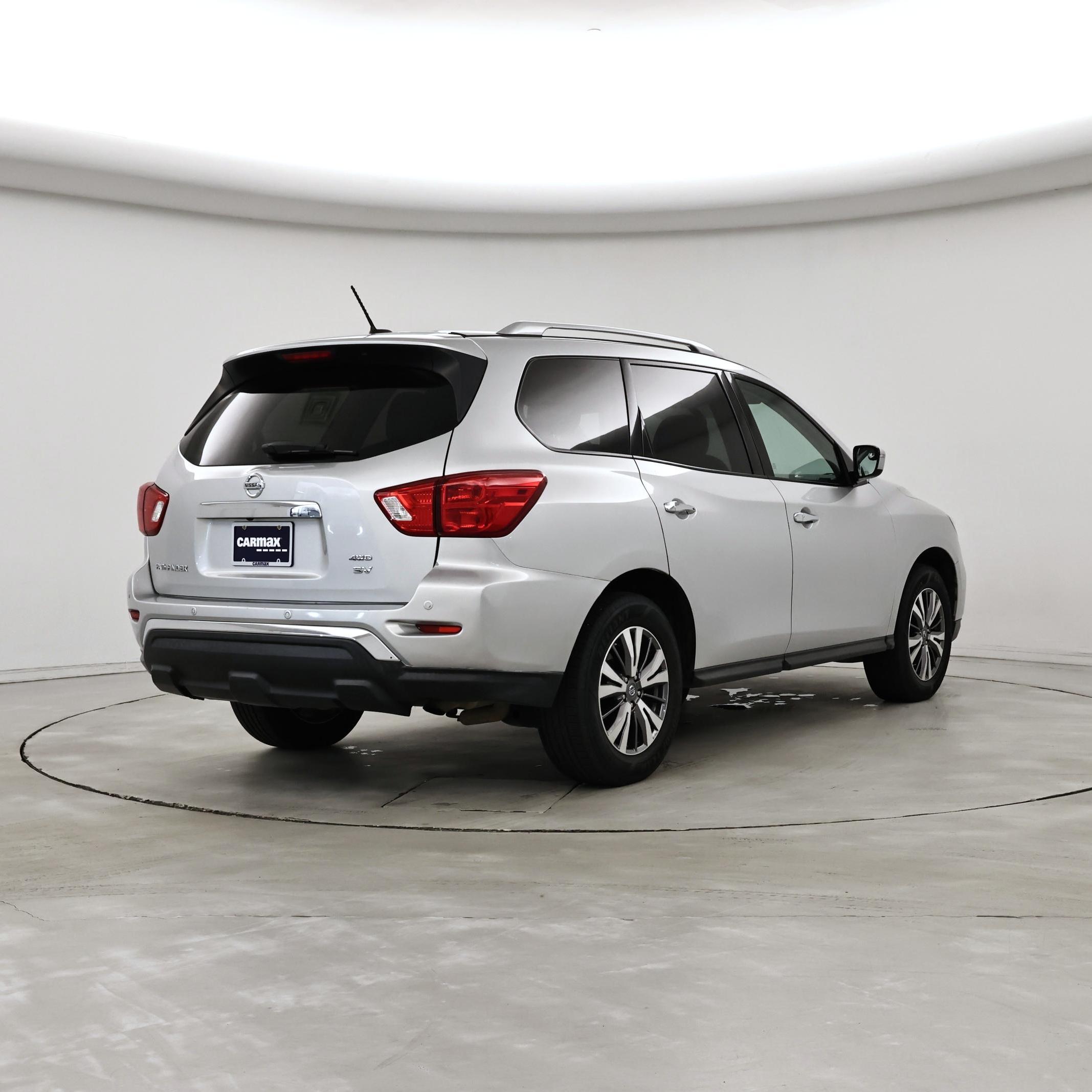 Thumbnail: 2018 Nissan Pathfinder - 8