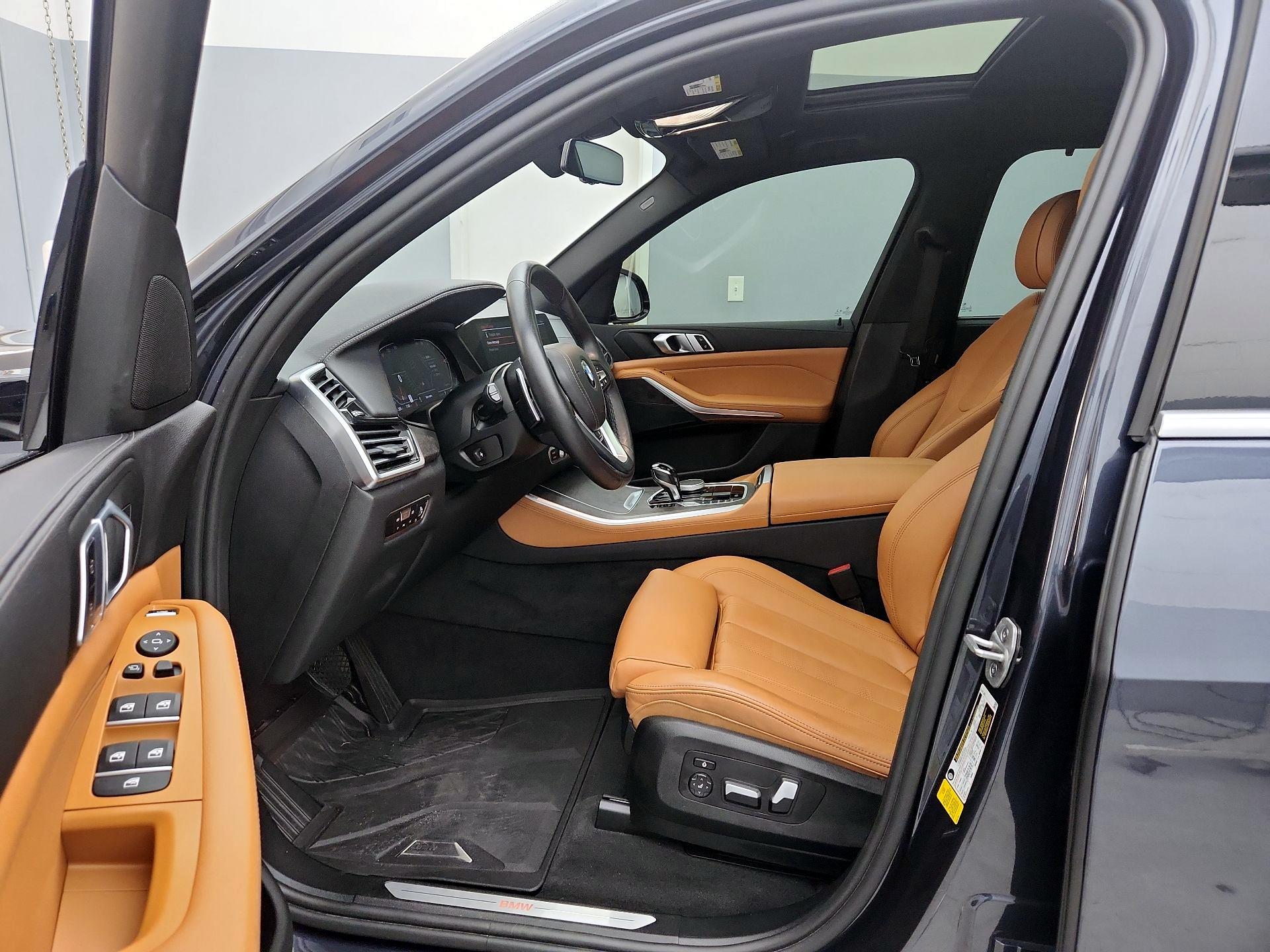 Thumbnail: 2022 BMW X5 - 11