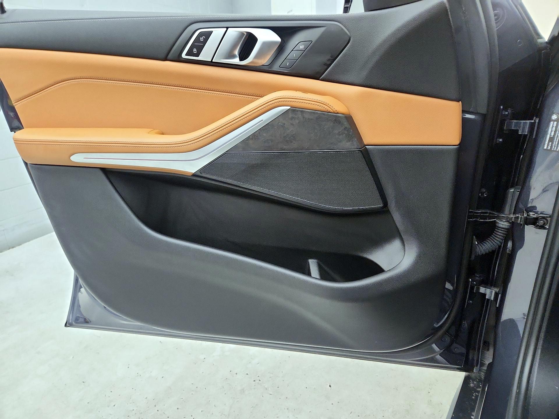 Thumbnail: 2022 BMW X5 - 12