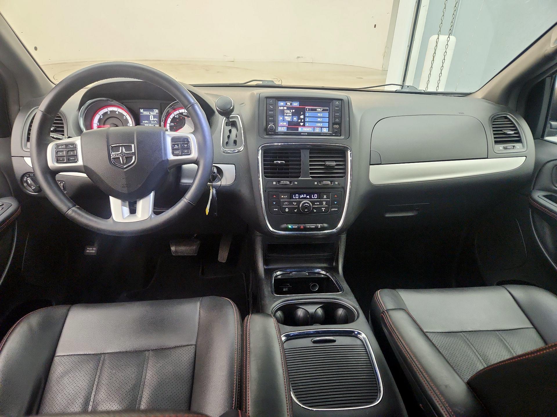 Thumbnail: 2017 Dodge Grand Caravan - 9