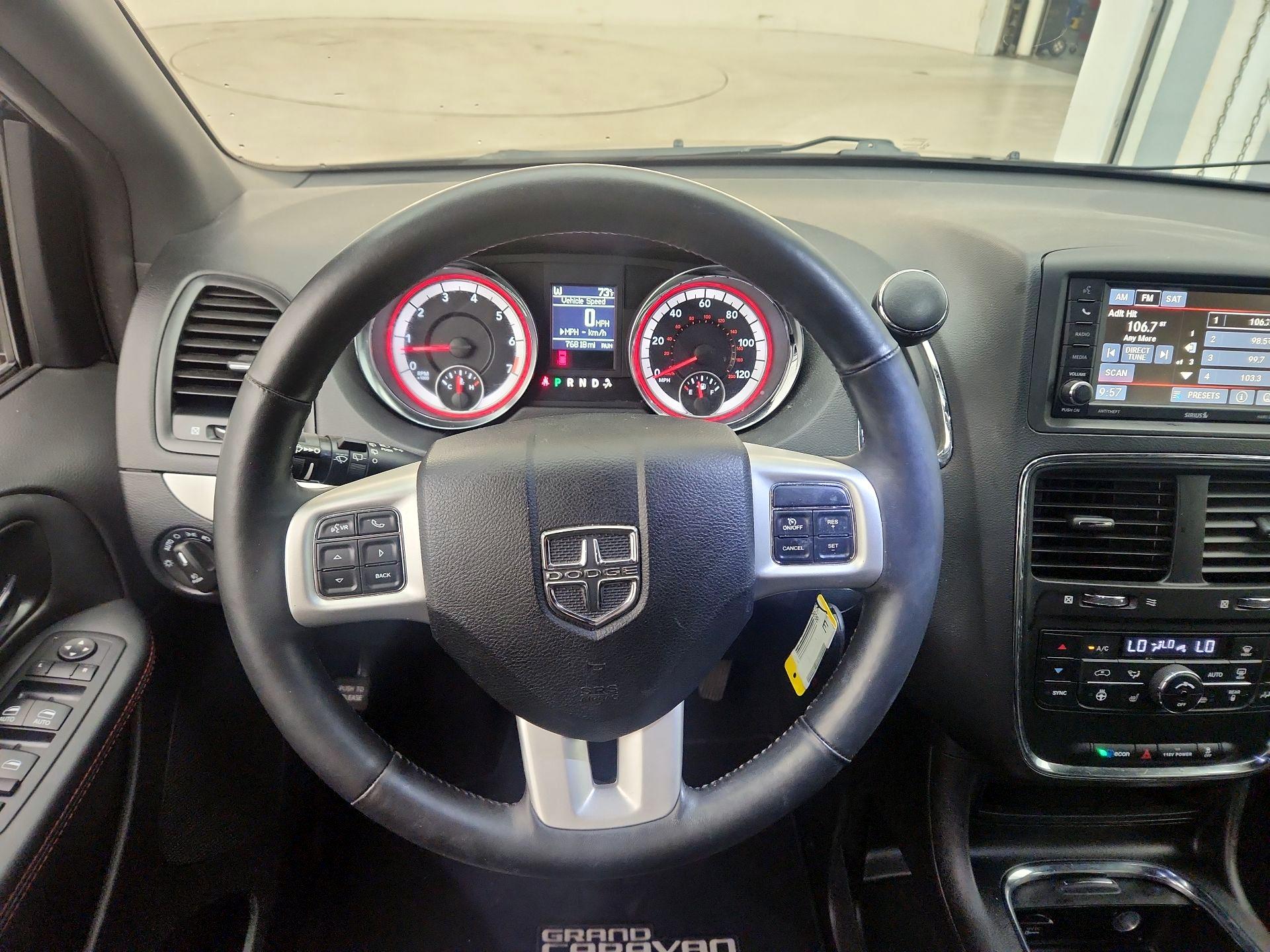 Thumbnail: 2017 Dodge Grand Caravan - 10