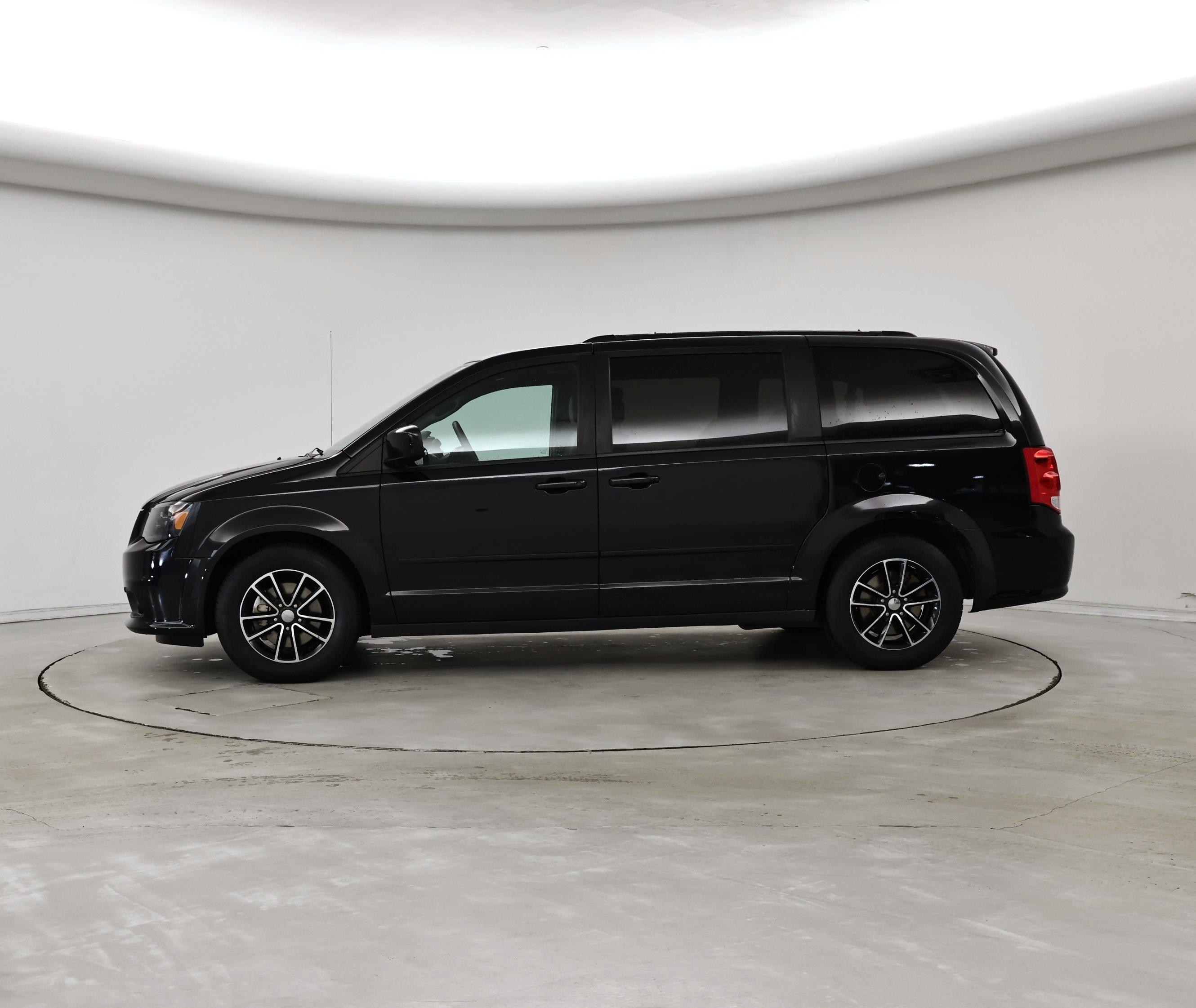 Thumbnail: 2017 Dodge Grand Caravan - 3
