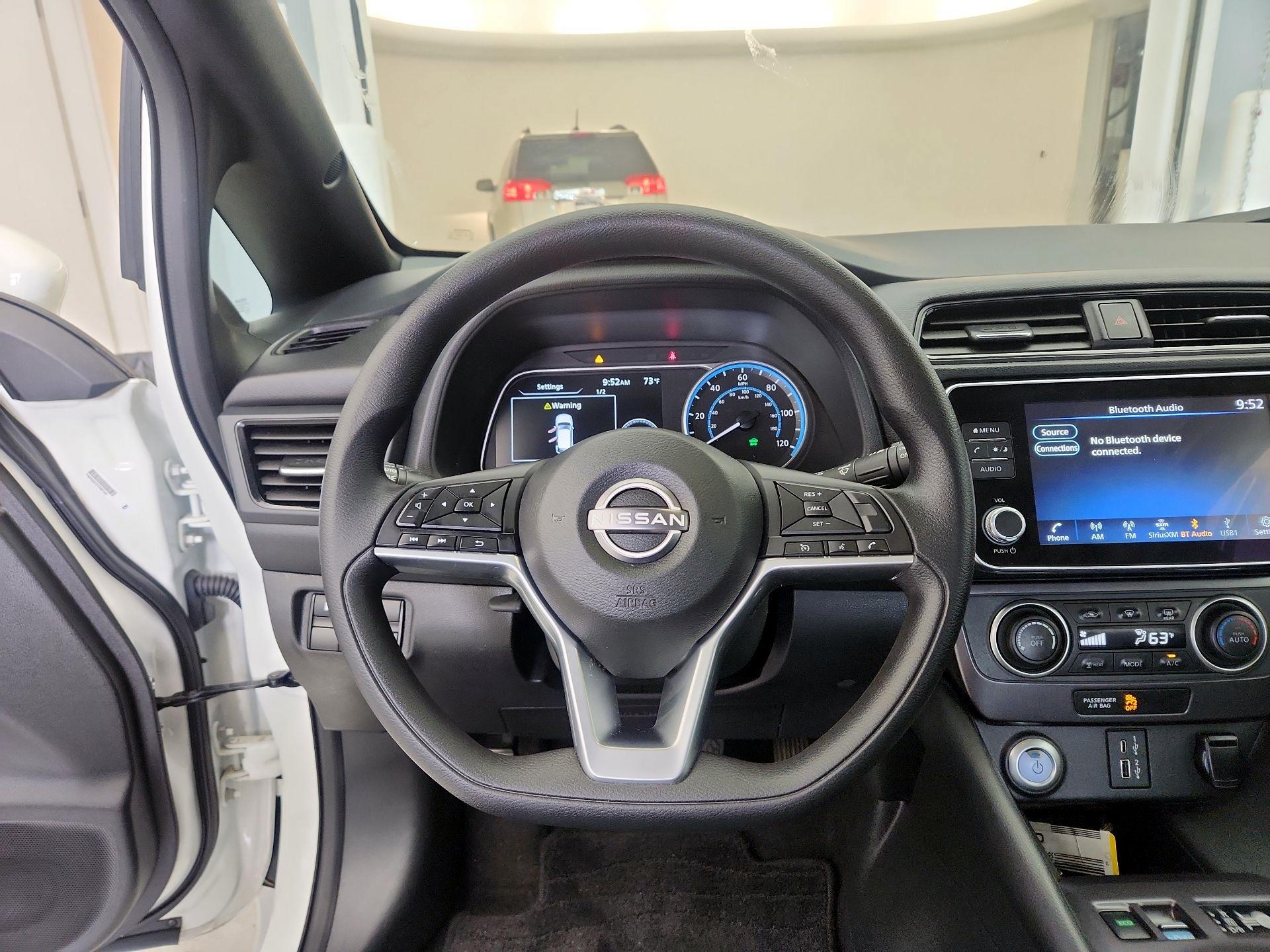 Thumbnail: 2023 Nissan Leaf - 10