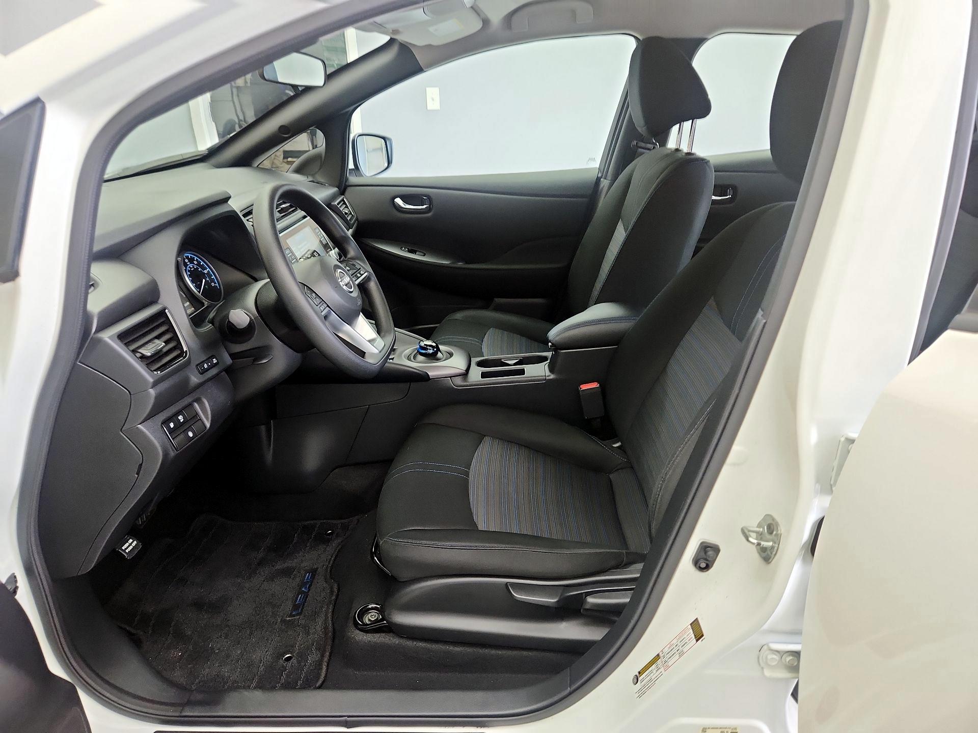 Thumbnail: 2023 Nissan Leaf - 11