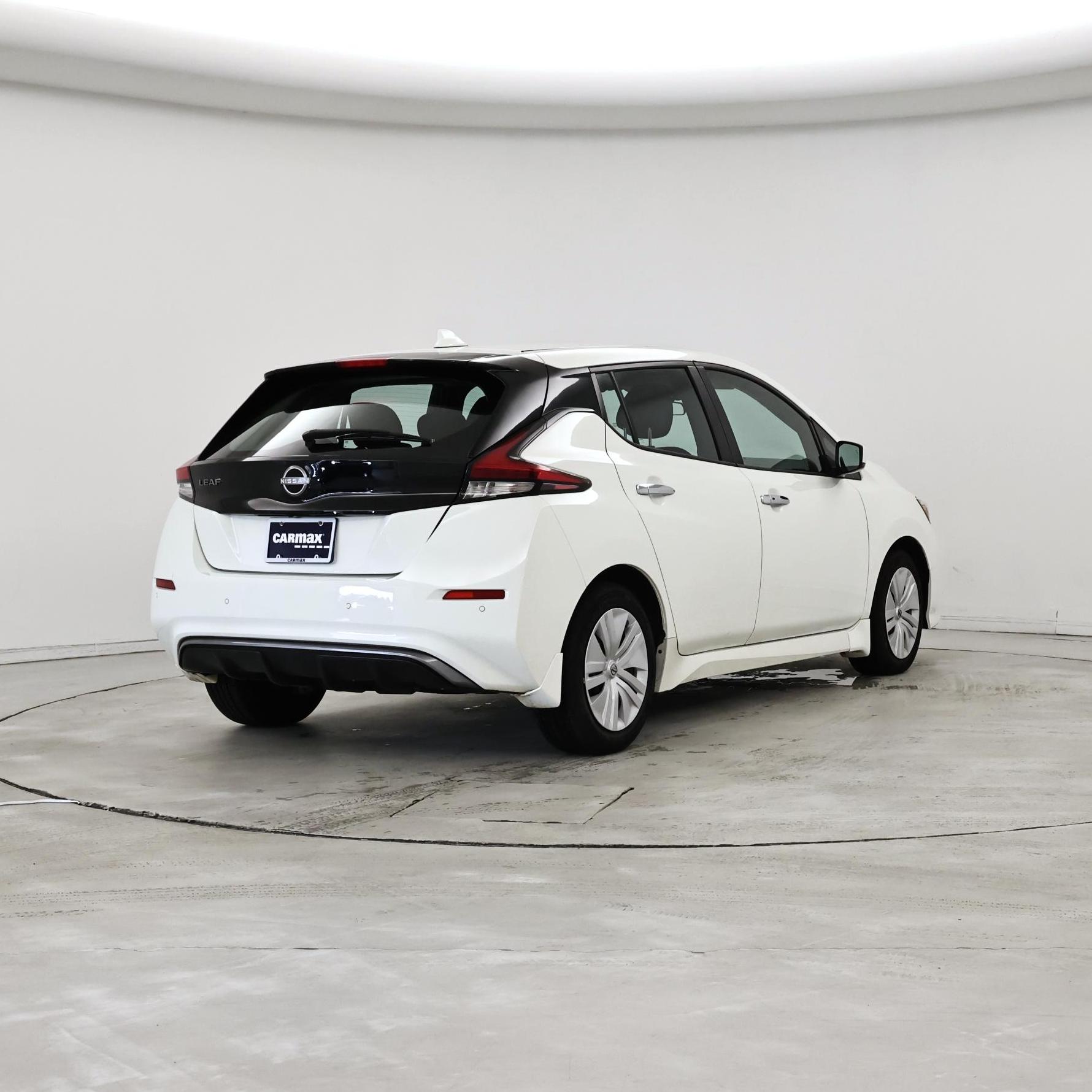 Thumbnail: 2023 Nissan Leaf - 8