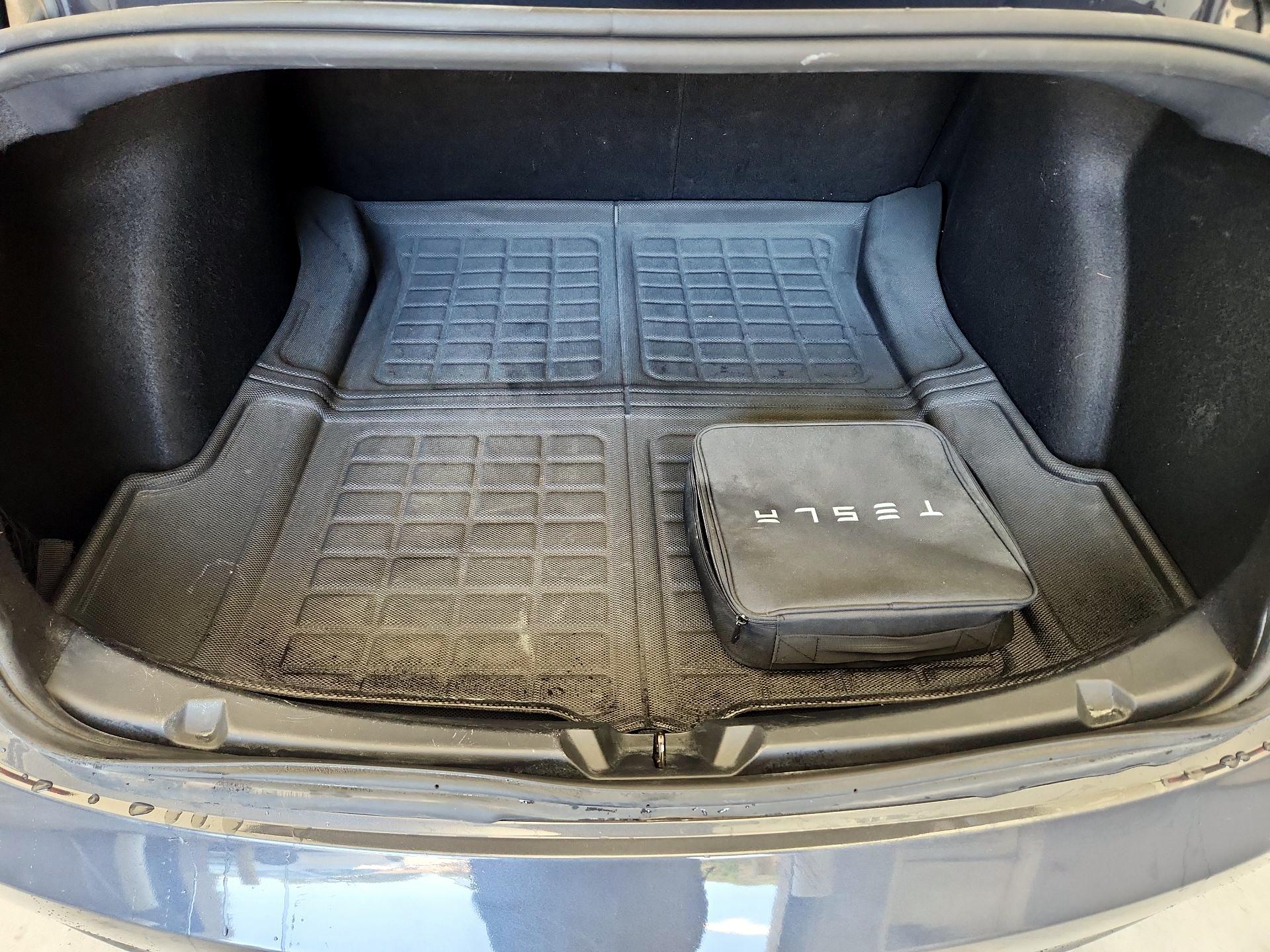 Thumbnail: 2023 Tesla Model 3 - 20