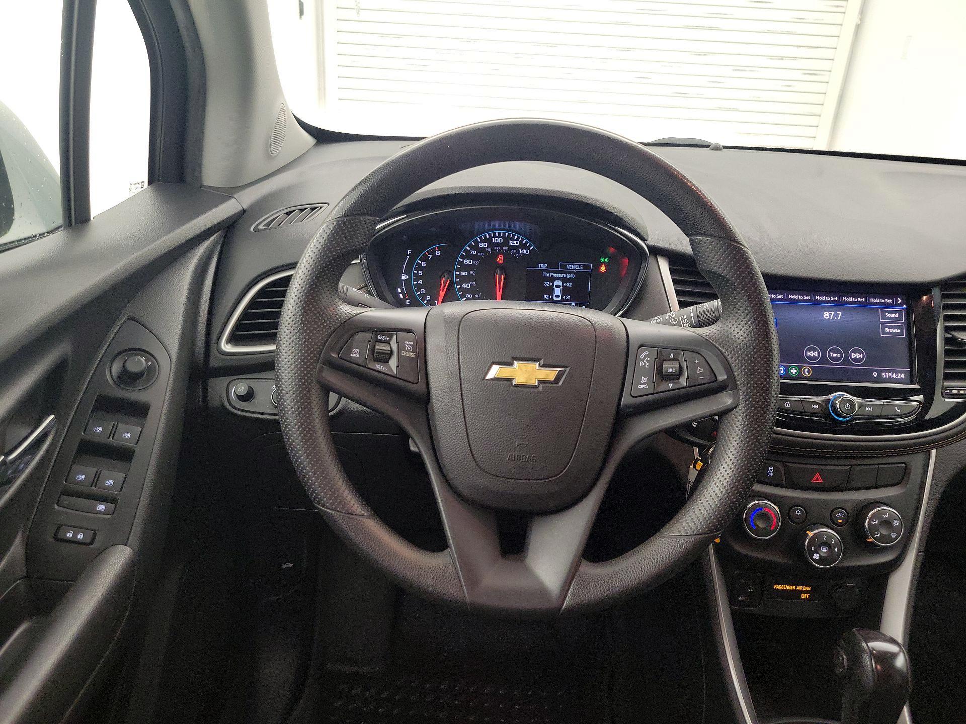 Thumbnail: 2021 Chevrolet Trax - 10