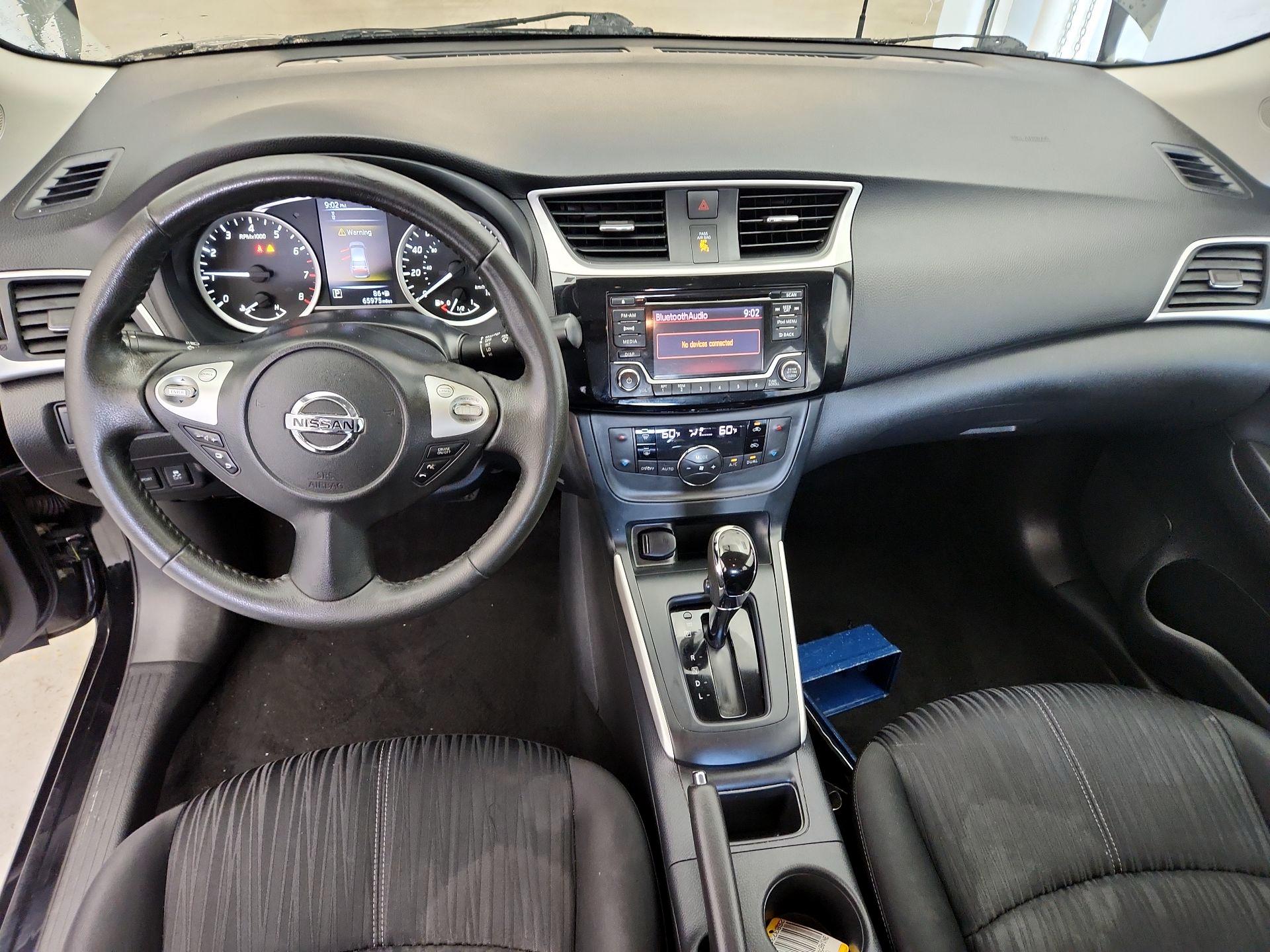 Thumbnail: 2018 Nissan Sentra - 9
