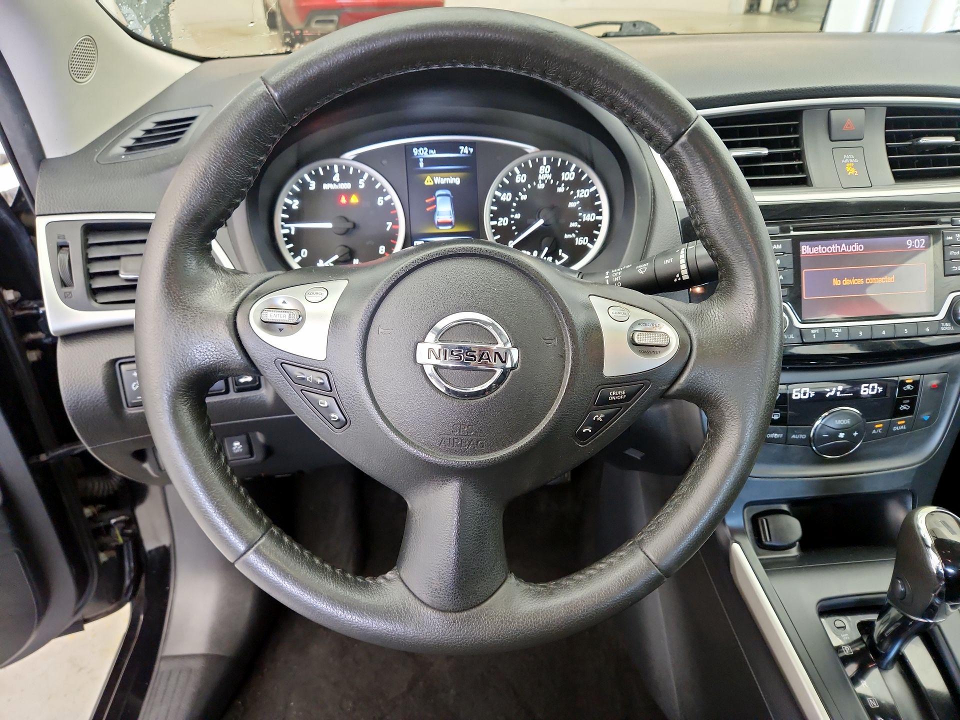 Thumbnail: 2018 Nissan Sentra - 10