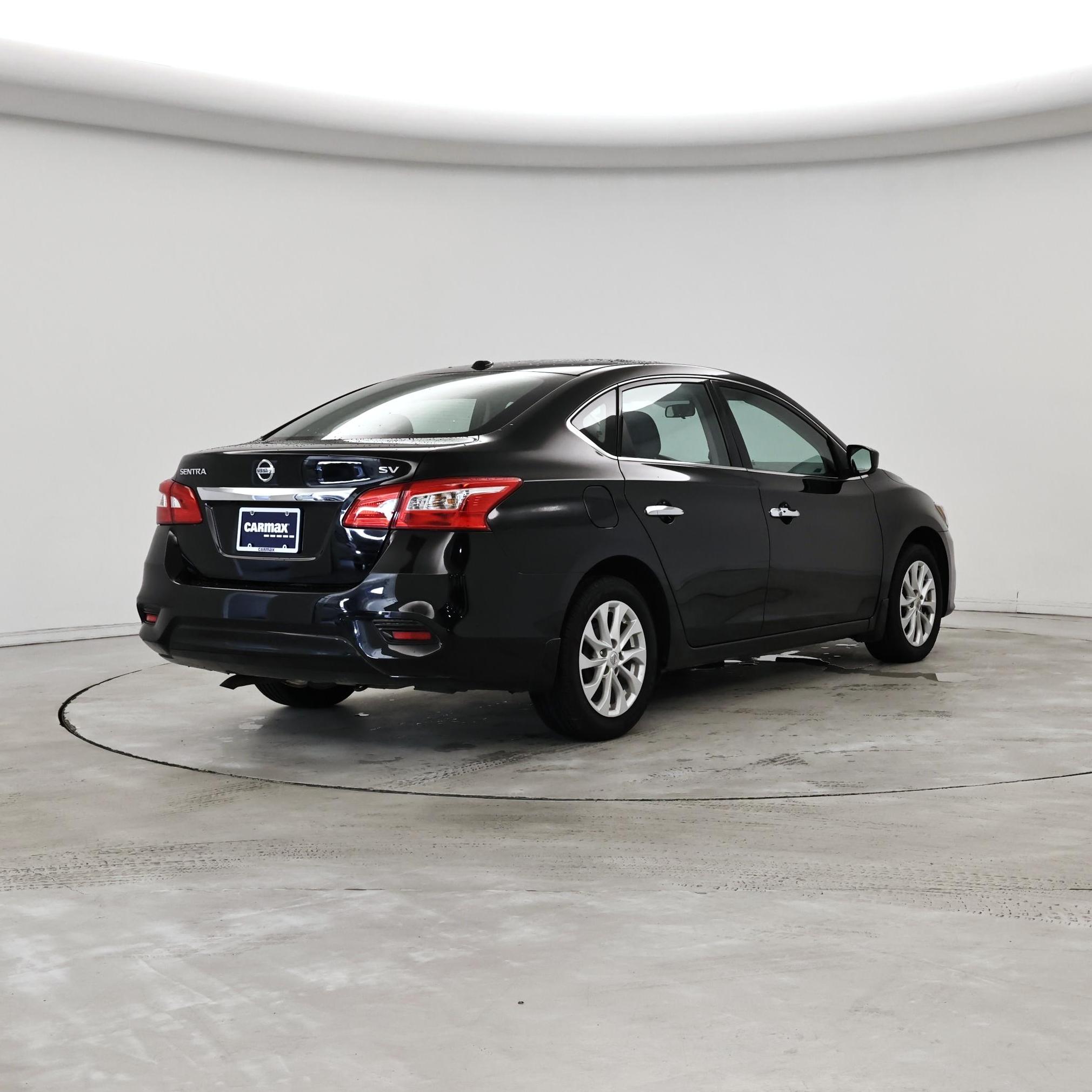 Thumbnail: 2018 Nissan Sentra - 8
