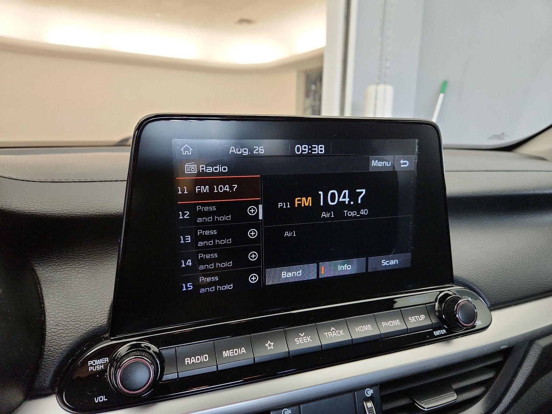 Thumbnail: 2019 Kia Forte - 13