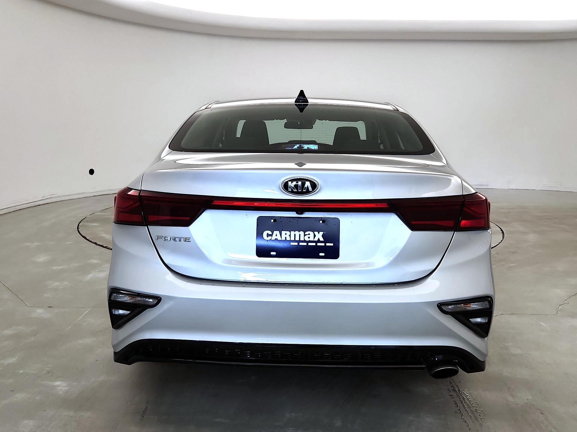 Thumbnail: 2019 Kia Forte - 6