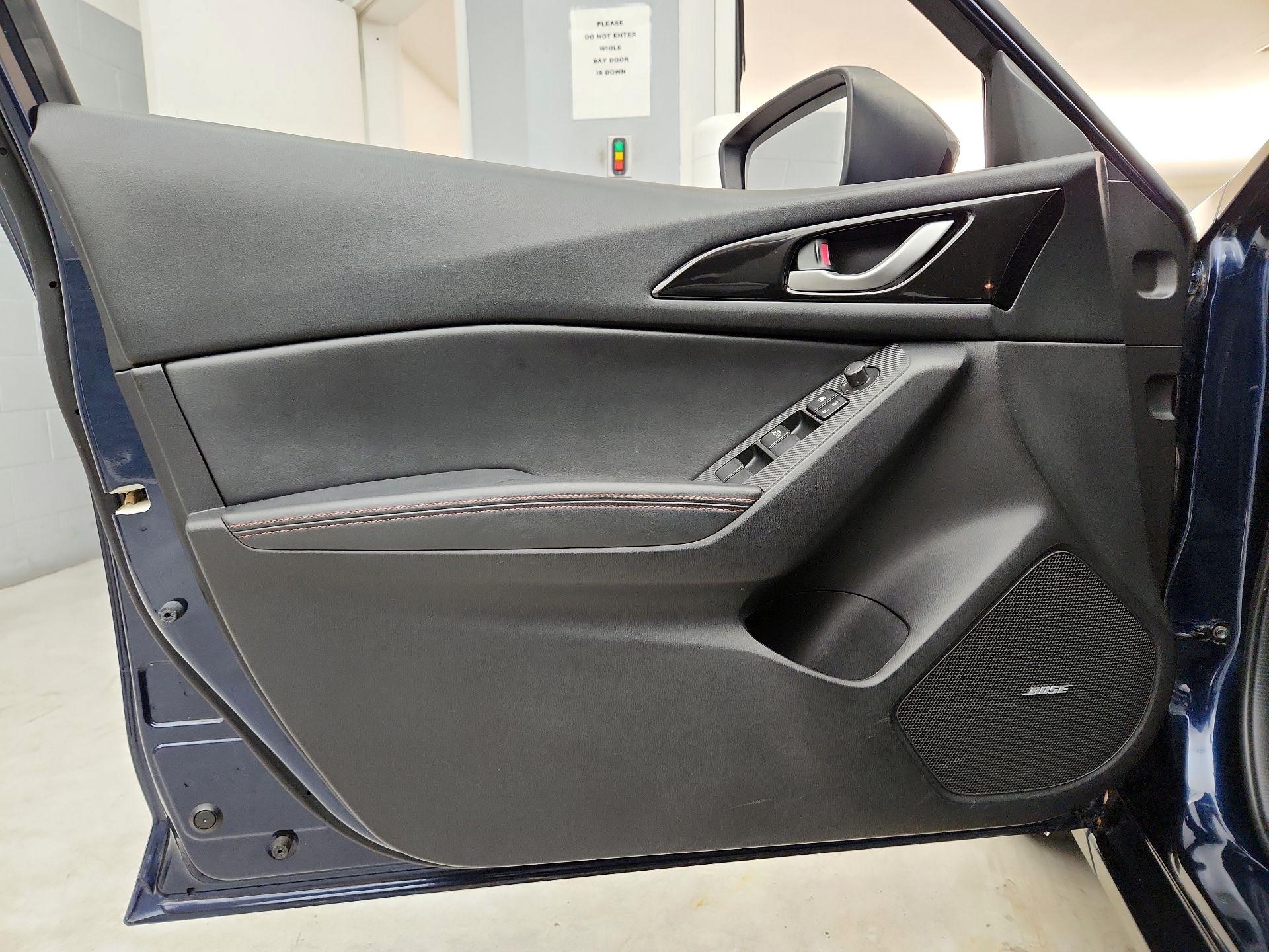 Thumbnail: 2014 Mazda Mazda3 - 12