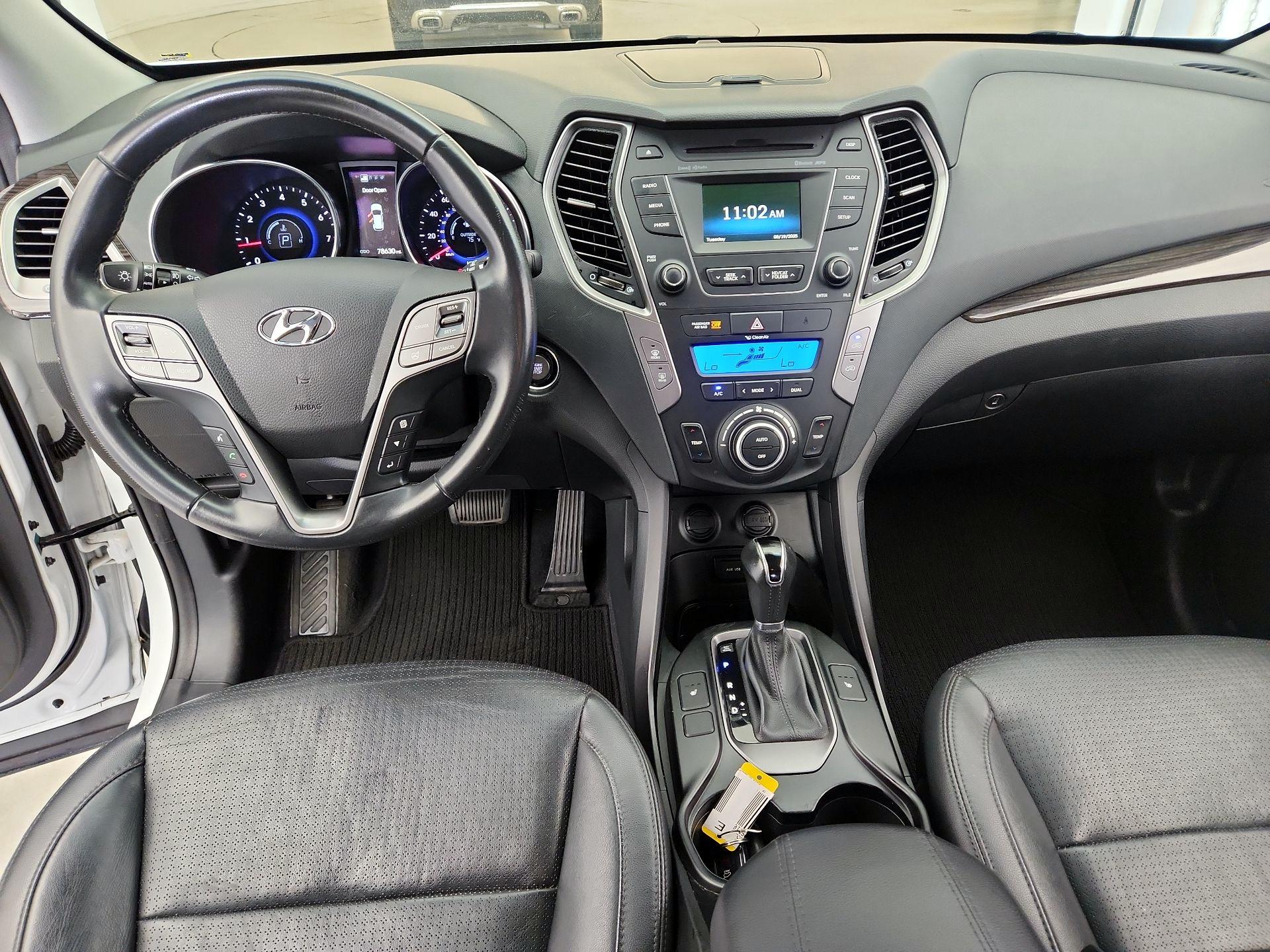 Thumbnail: 2015 Hyundai Santa Fe - 9