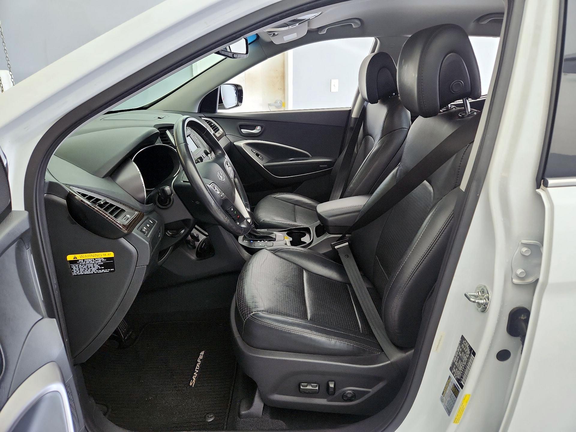 Thumbnail: 2015 Hyundai Santa Fe - 11