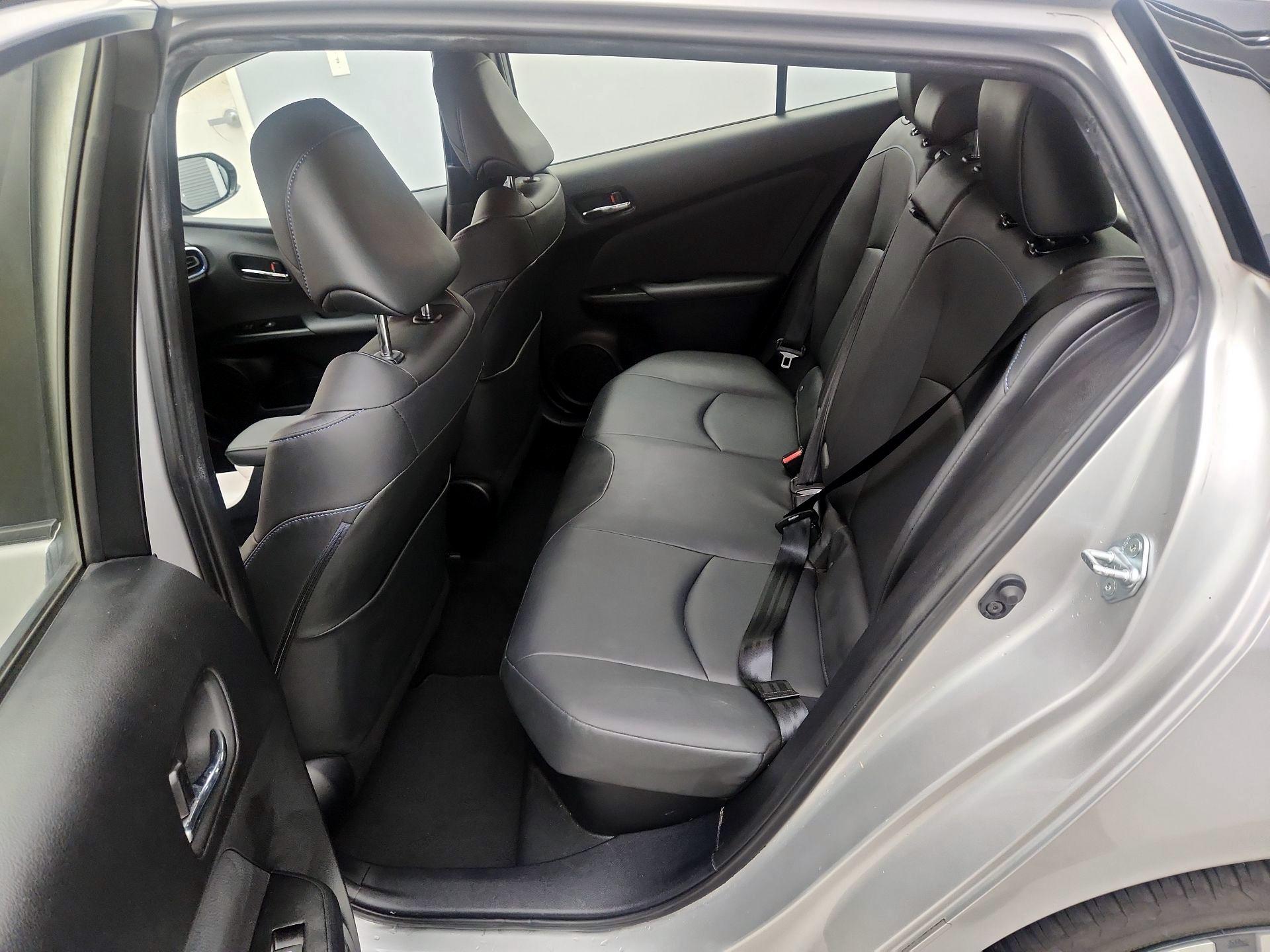 Thumbnail: 2016 Toyota Prius - 19