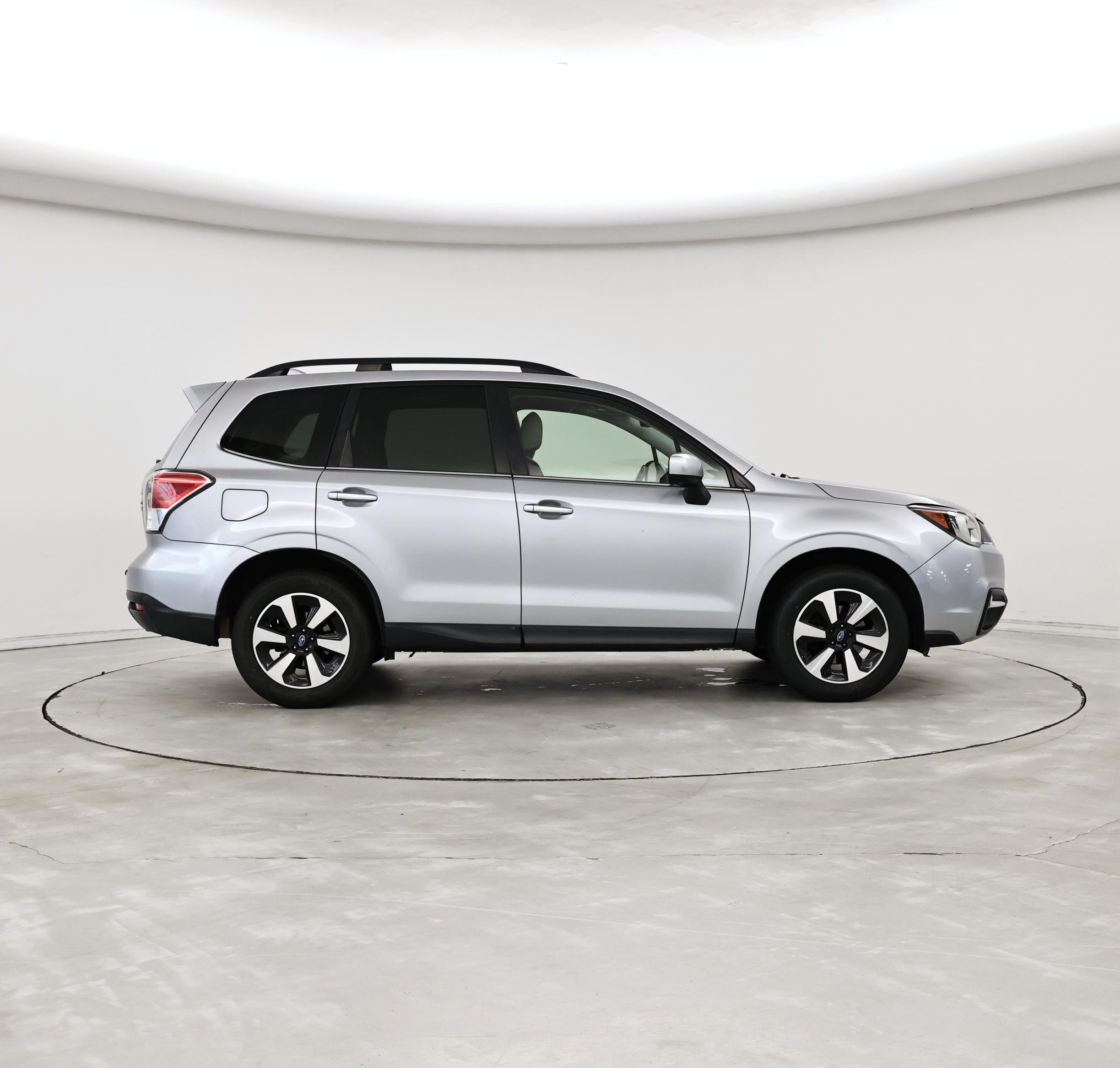 Thumbnail: 2017 Subaru Forester - 7