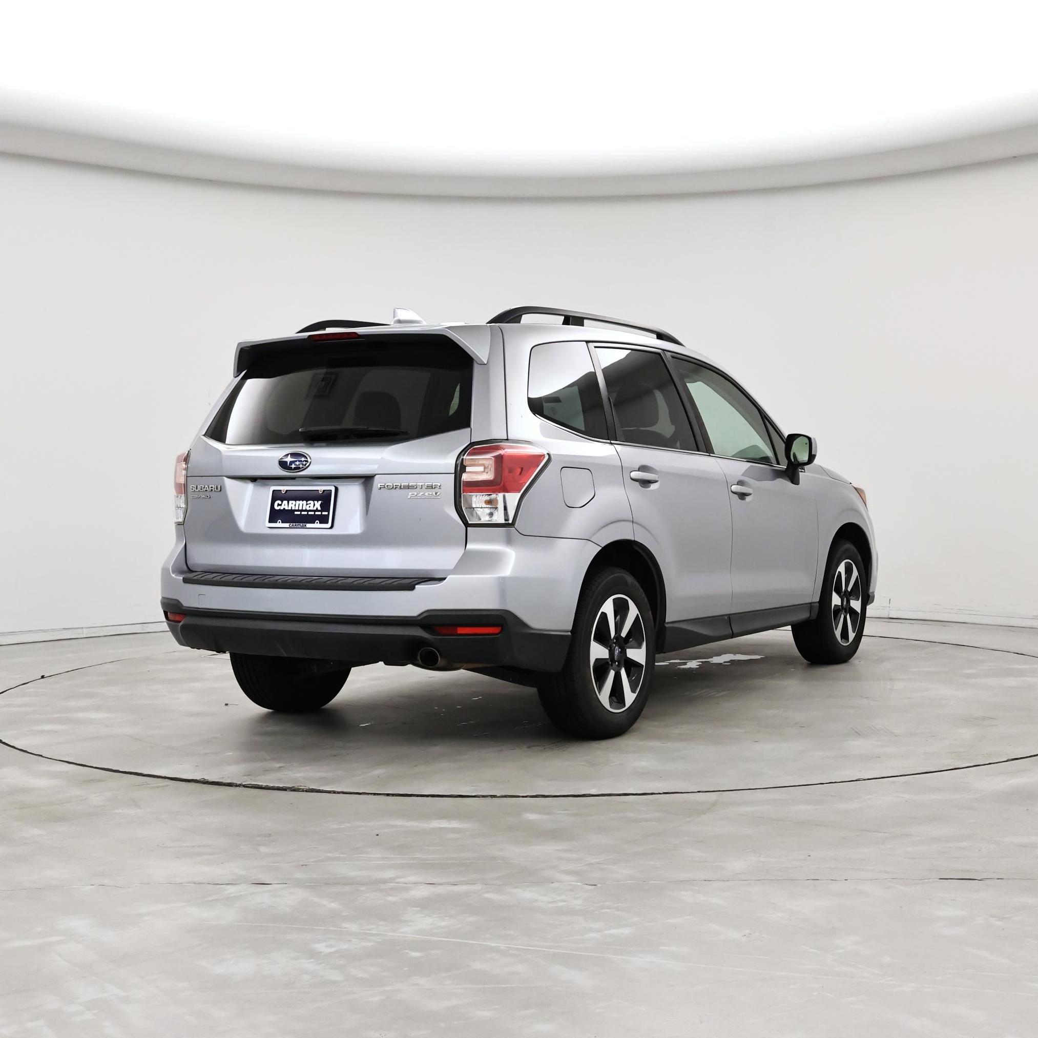 Thumbnail: 2017 Subaru Forester - 8