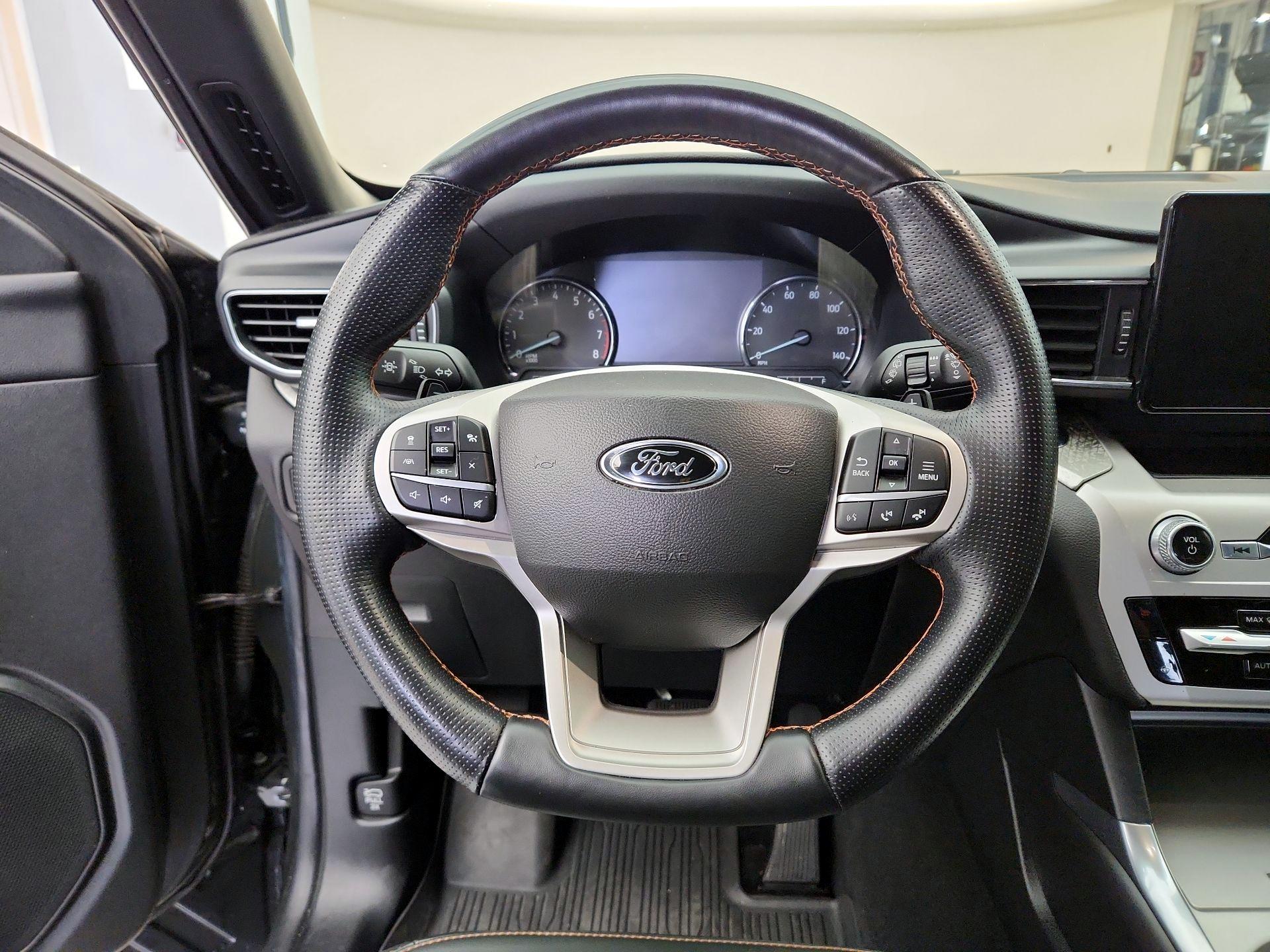 Thumbnail: 2021 Ford Explorer - 10