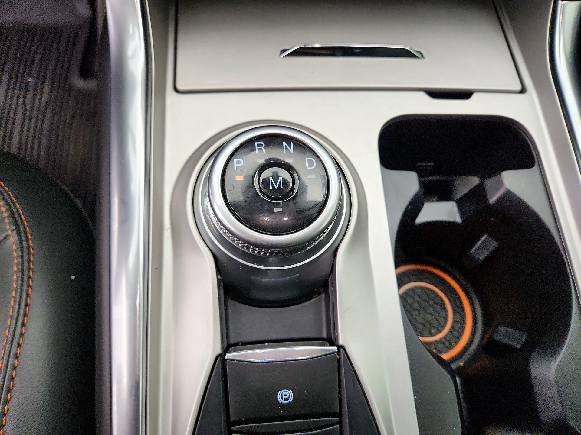 Thumbnail: 2021 Ford Explorer - 18