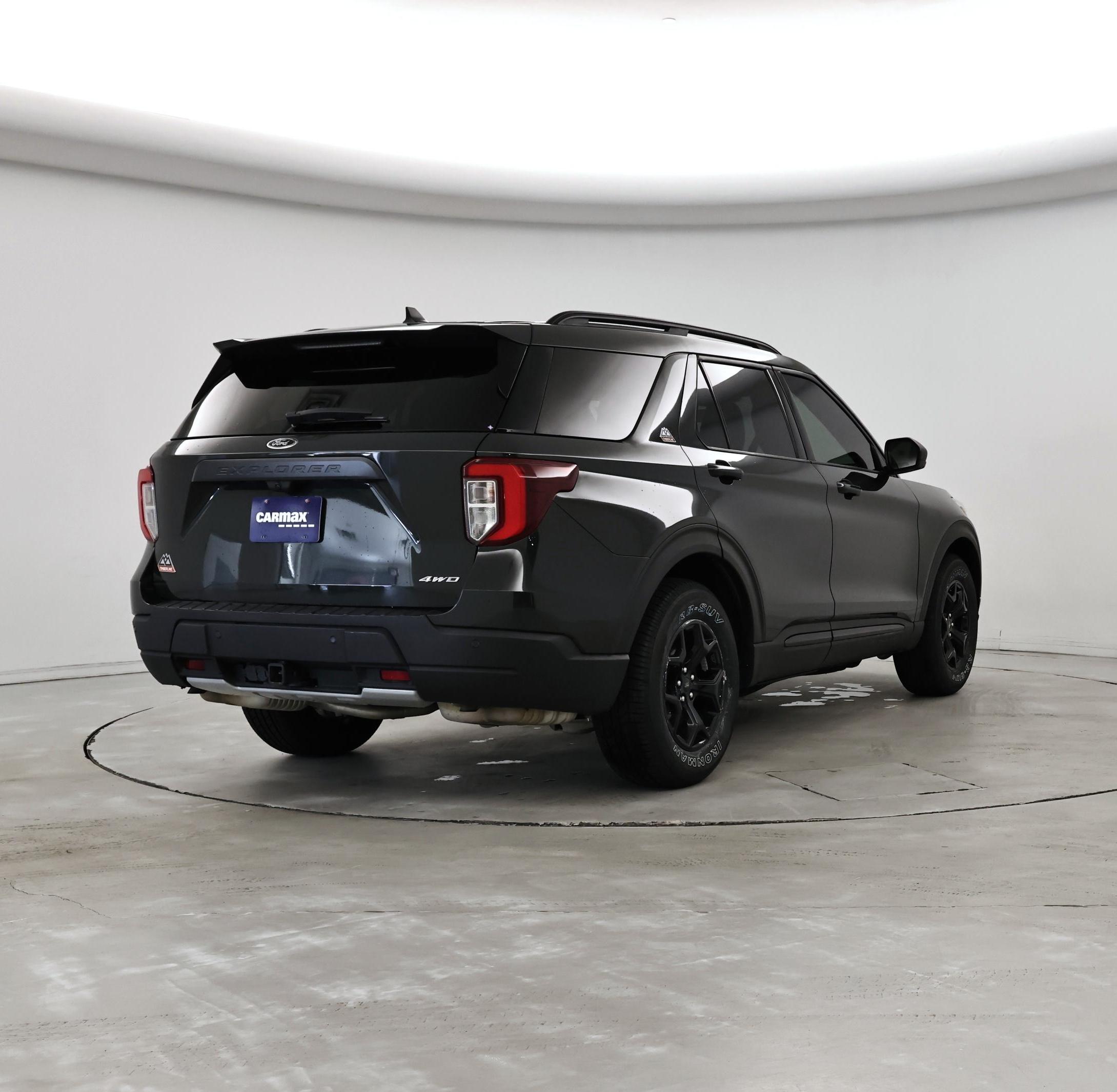 Thumbnail: 2021 Ford Explorer - 8