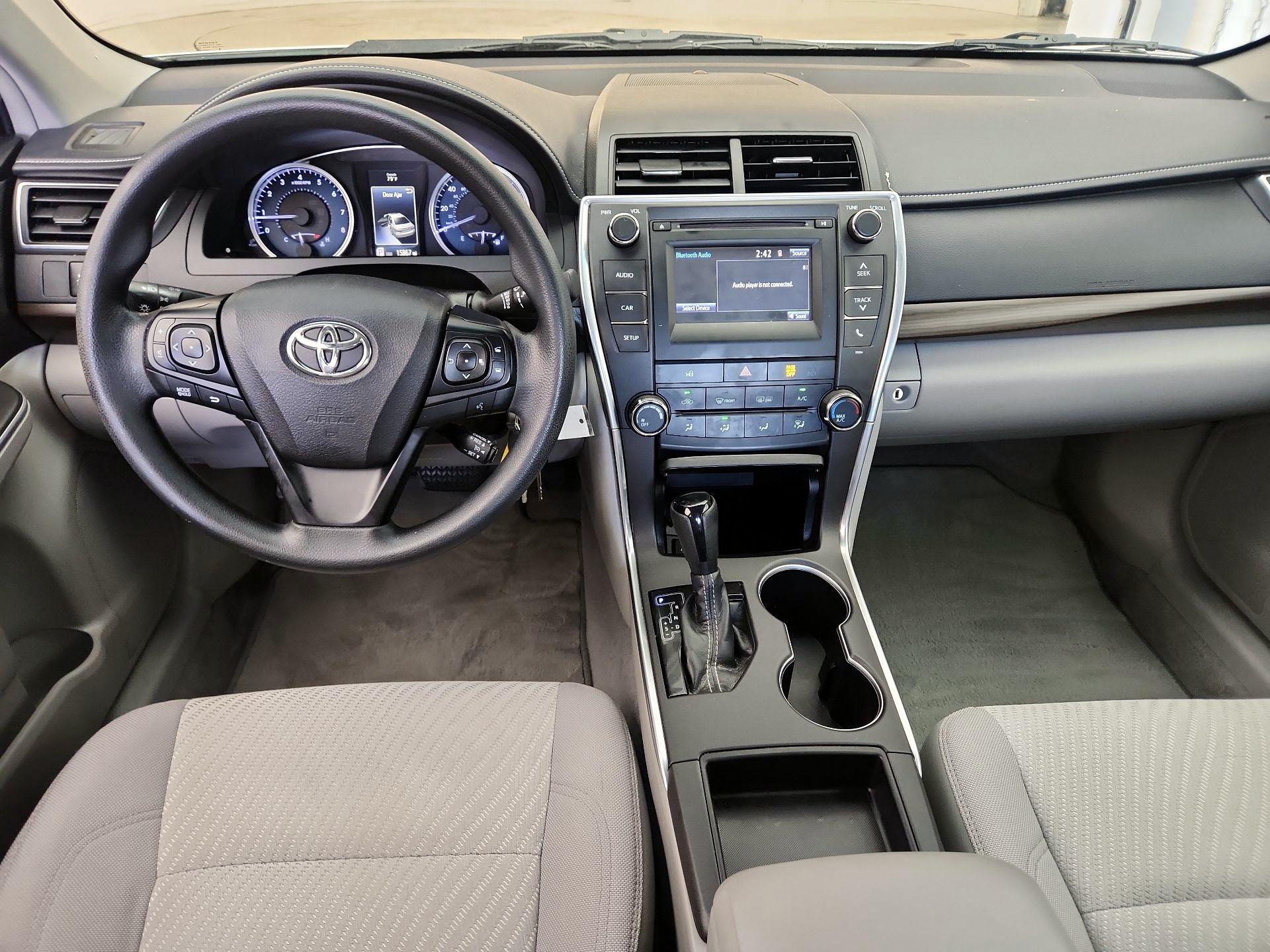 Thumbnail: 2017 Toyota Camry - 9