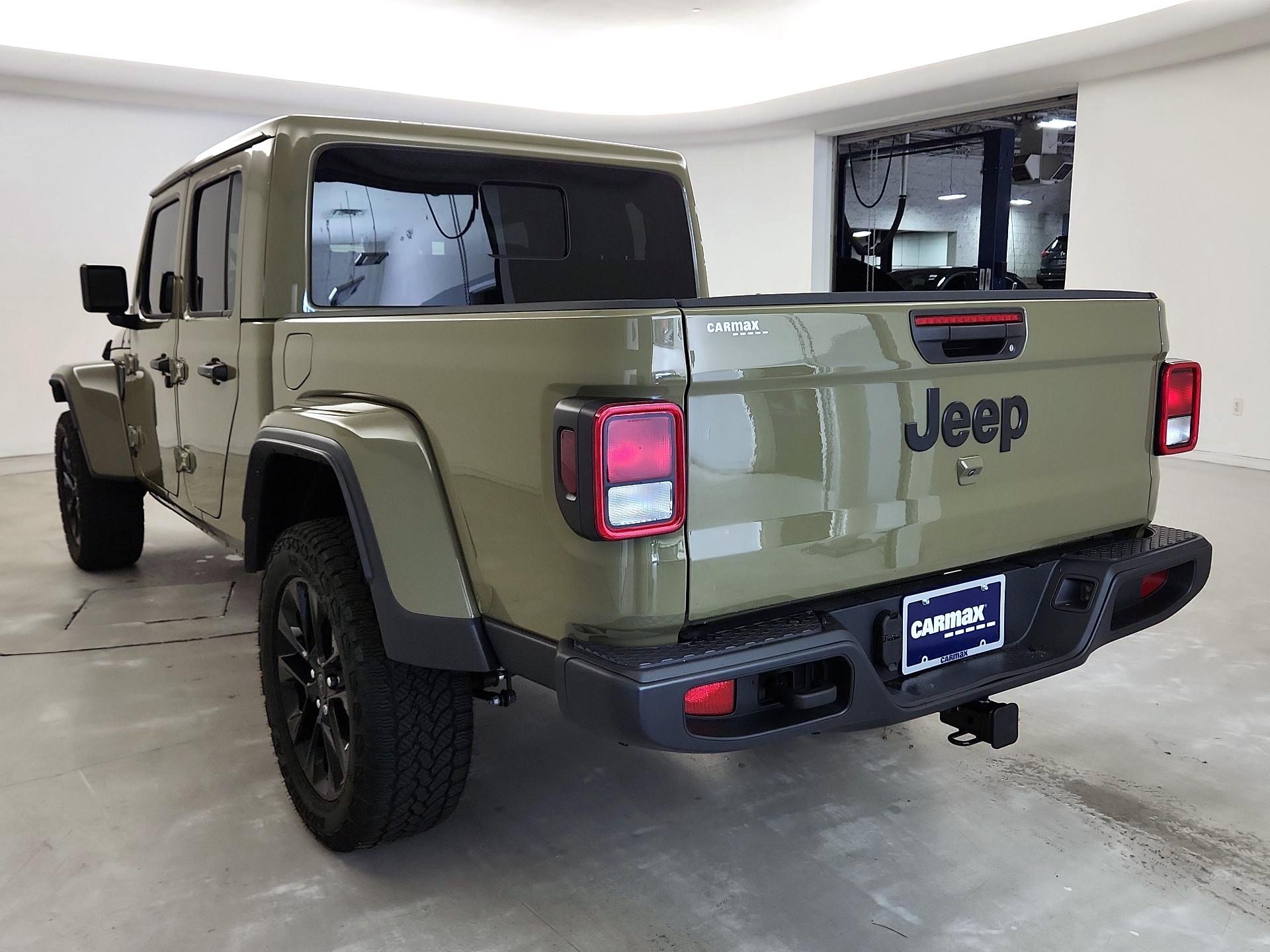 Thumbnail: 2025 Jeep Gladiator - 7