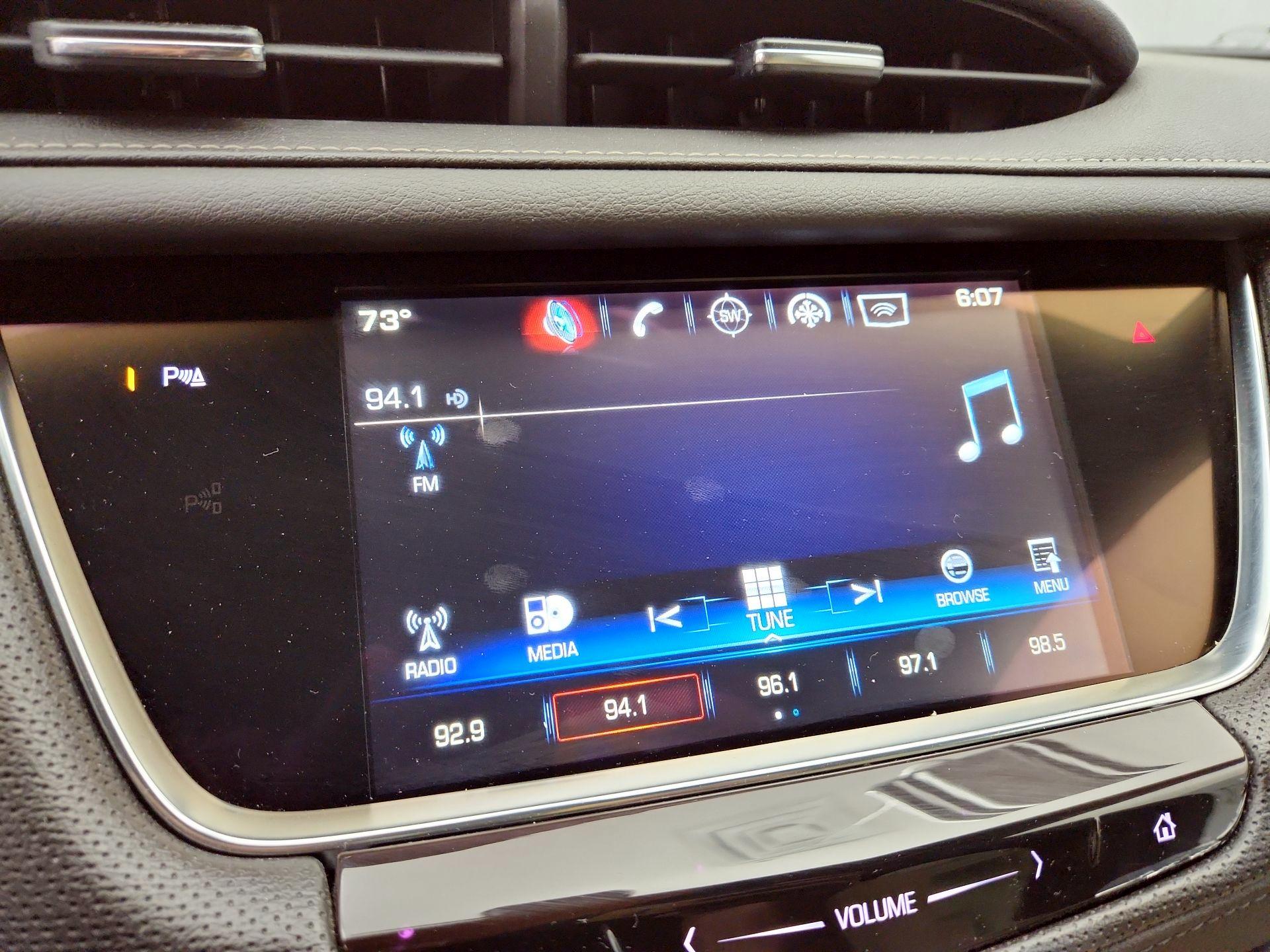 Thumbnail: 2017 Cadillac XT5 - 15