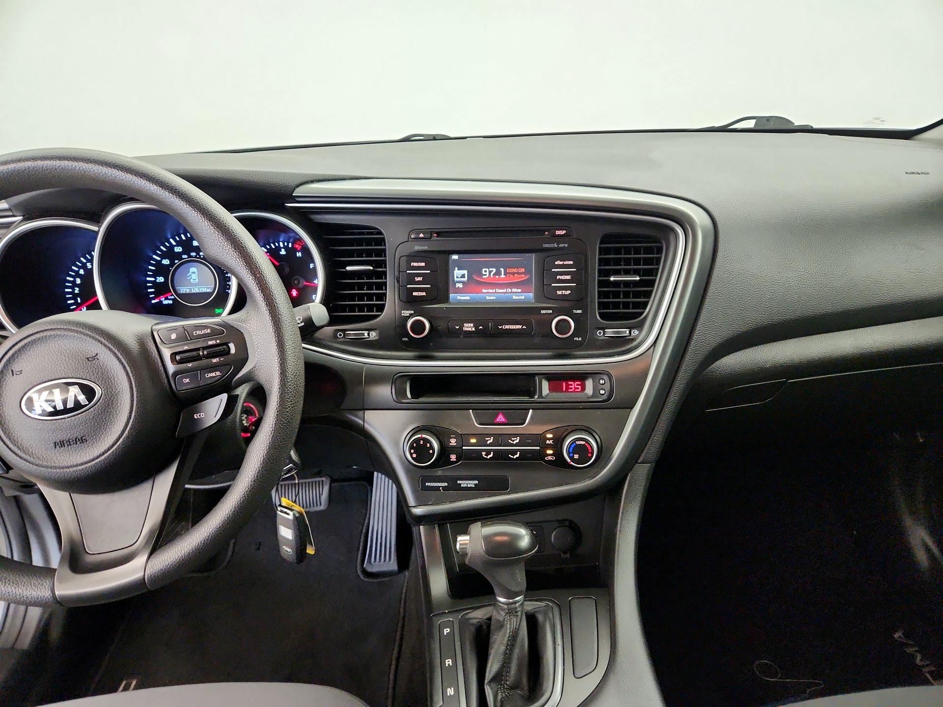 Thumbnail: 2015 Kia Optima - 9