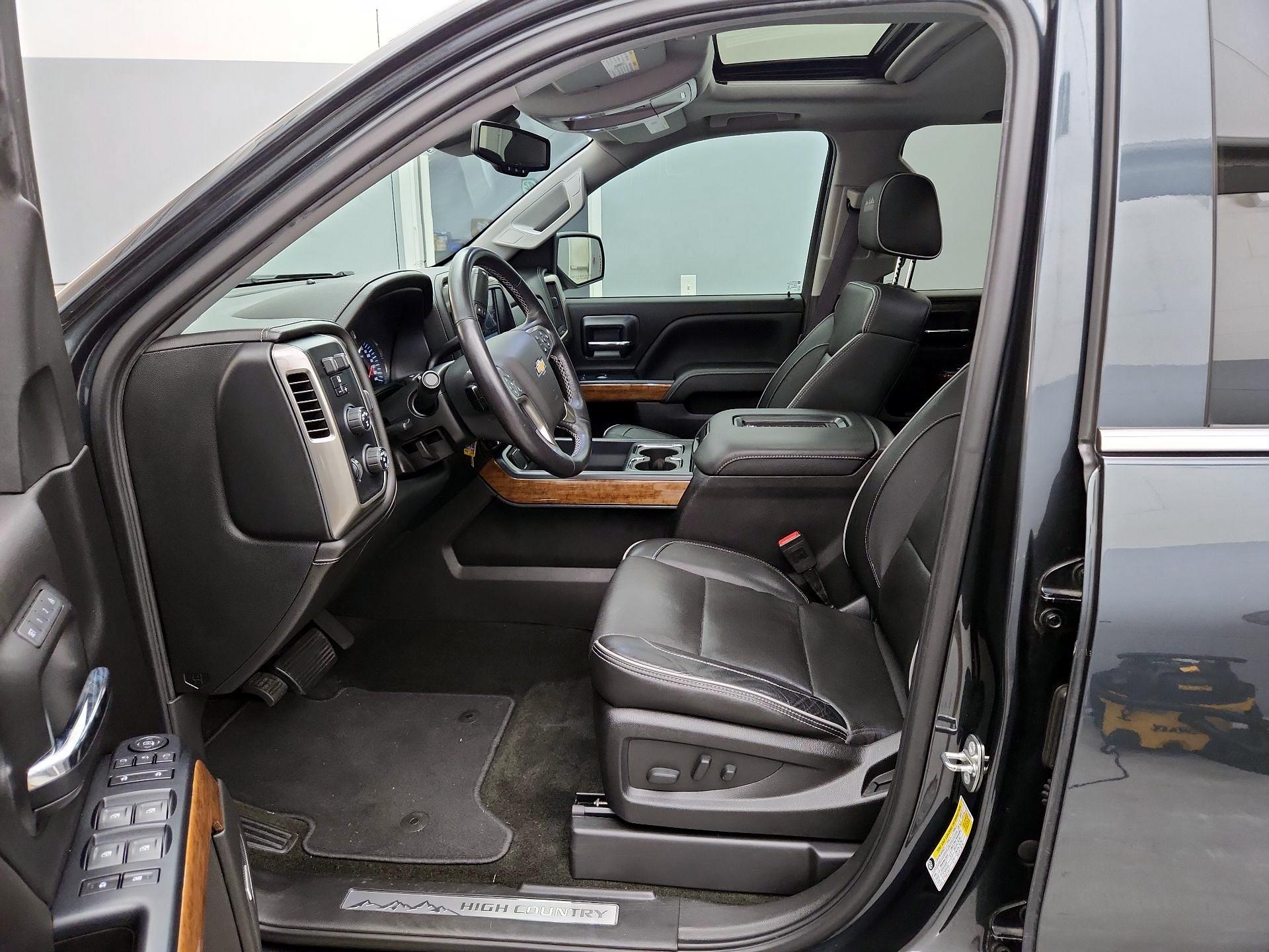 Thumbnail: 2017 Chevrolet Silverado 1500 - 11